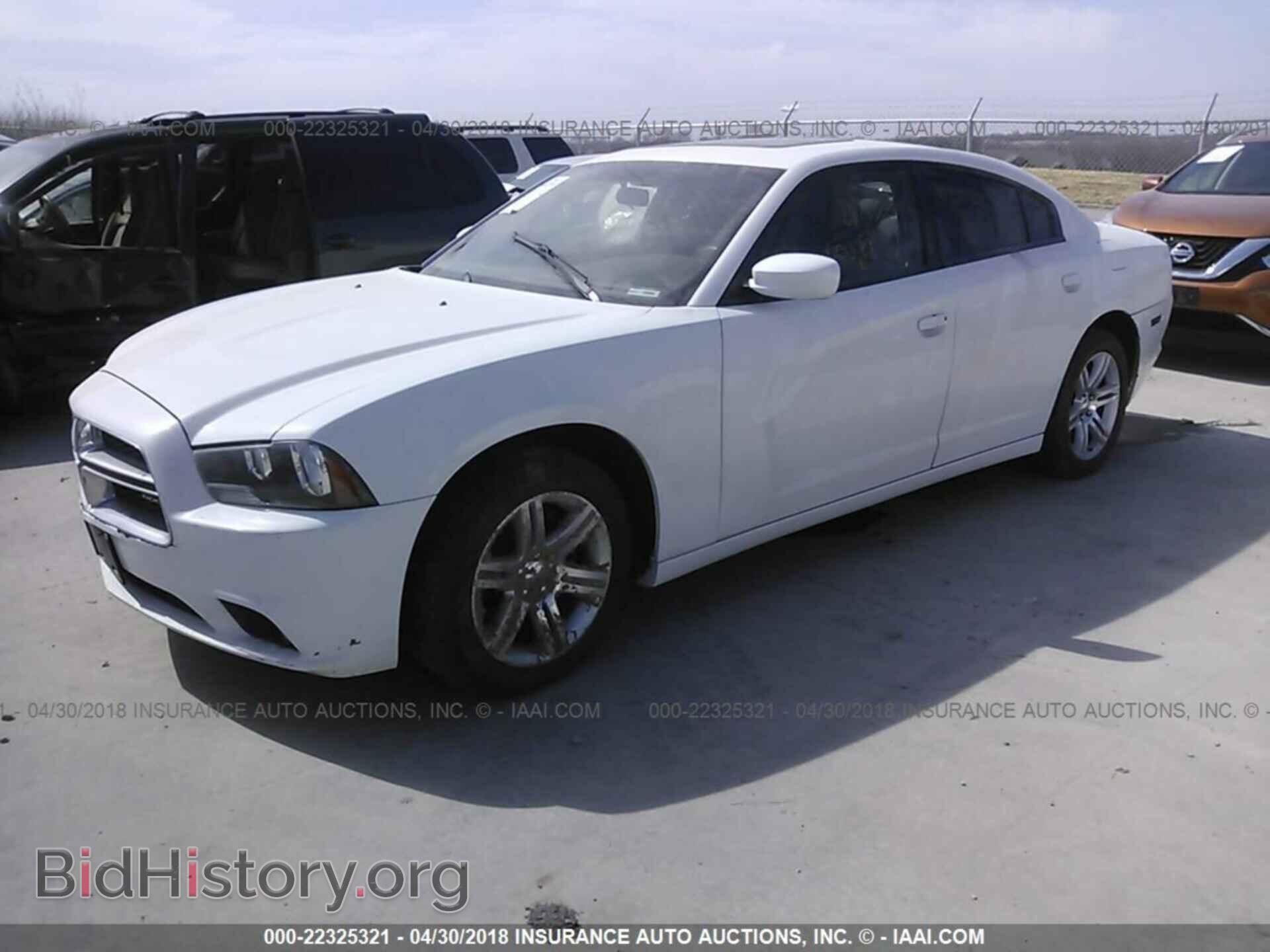 2011 Dodge Charger - VIN: 2B3CL1CT8BH539644 - Фото 2