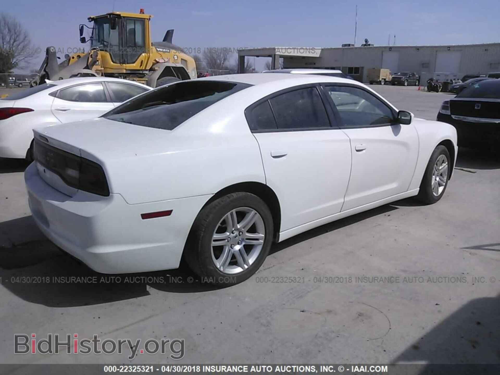 2011 Dodge Charger - VIN: 2B3CL1CT8BH539644 - Фото 4