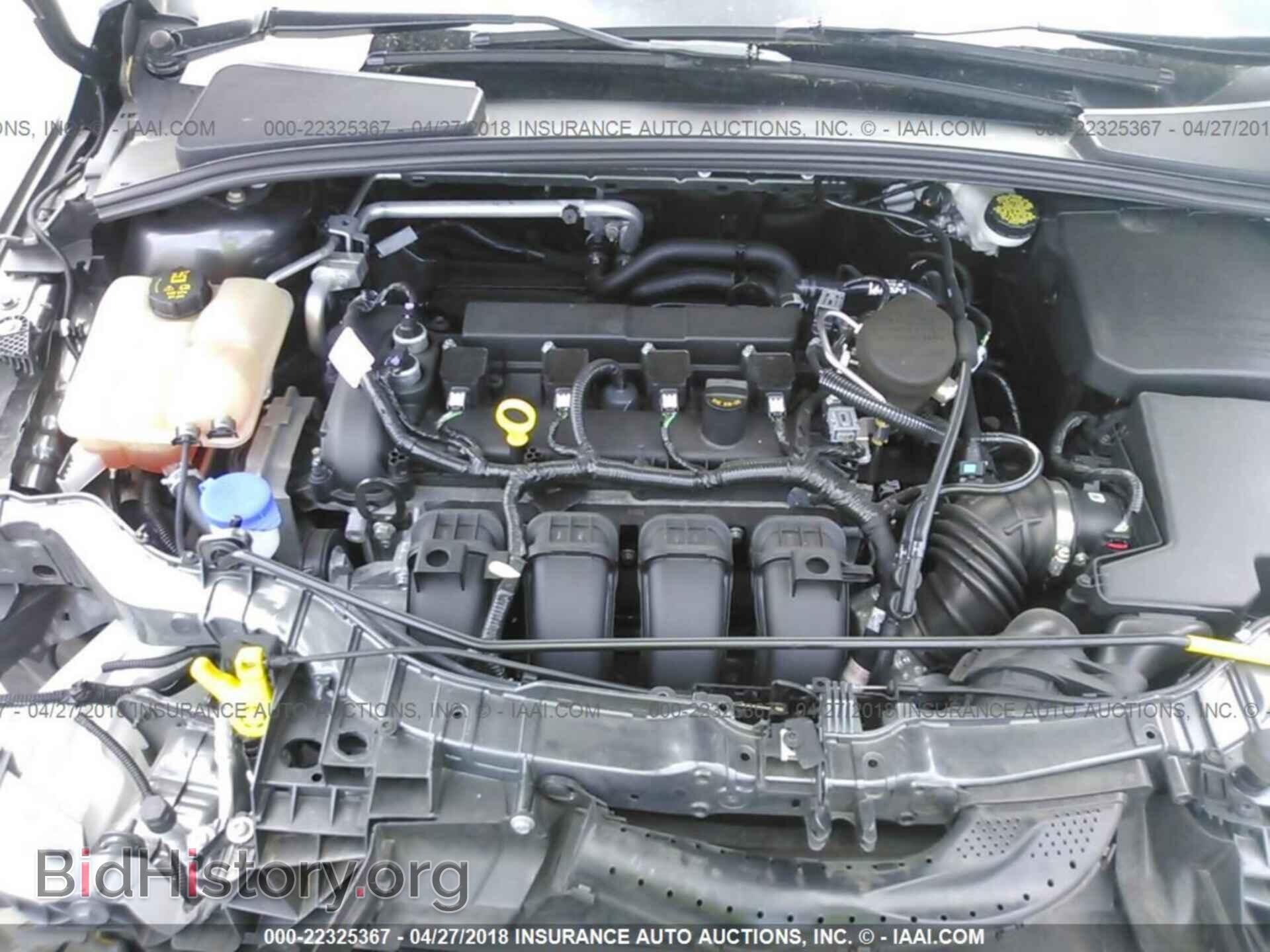 2016 Ford Focus - VIN: 1FADP3E22GL236933 - Photo 10