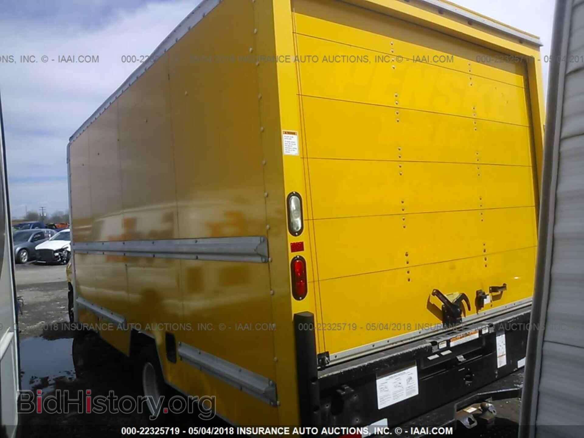 2014 Ford Econoline - VIN: 1FDWE3FS5EDA61863 - Фото 3