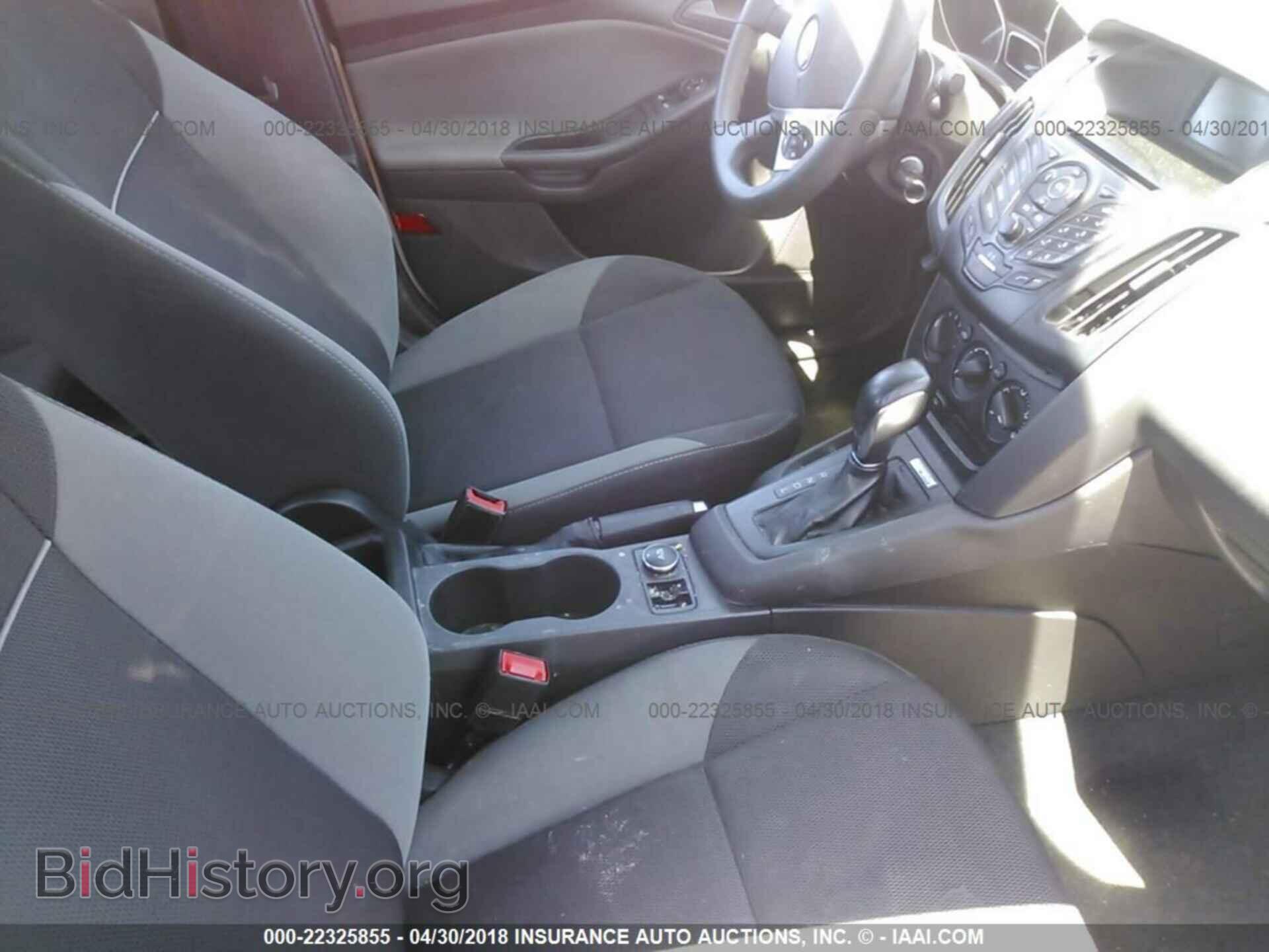2014 Ford Focus - VIN: 1FADP3E21EL120054 - Photo 5