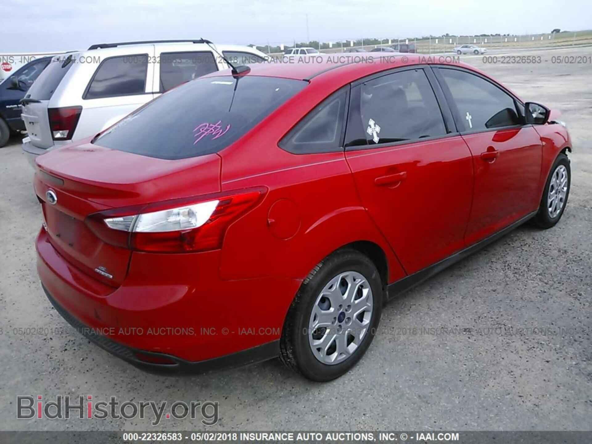 2012 Ford Focus - VIN: 1FAHP3F26CL449281 - Photo 4