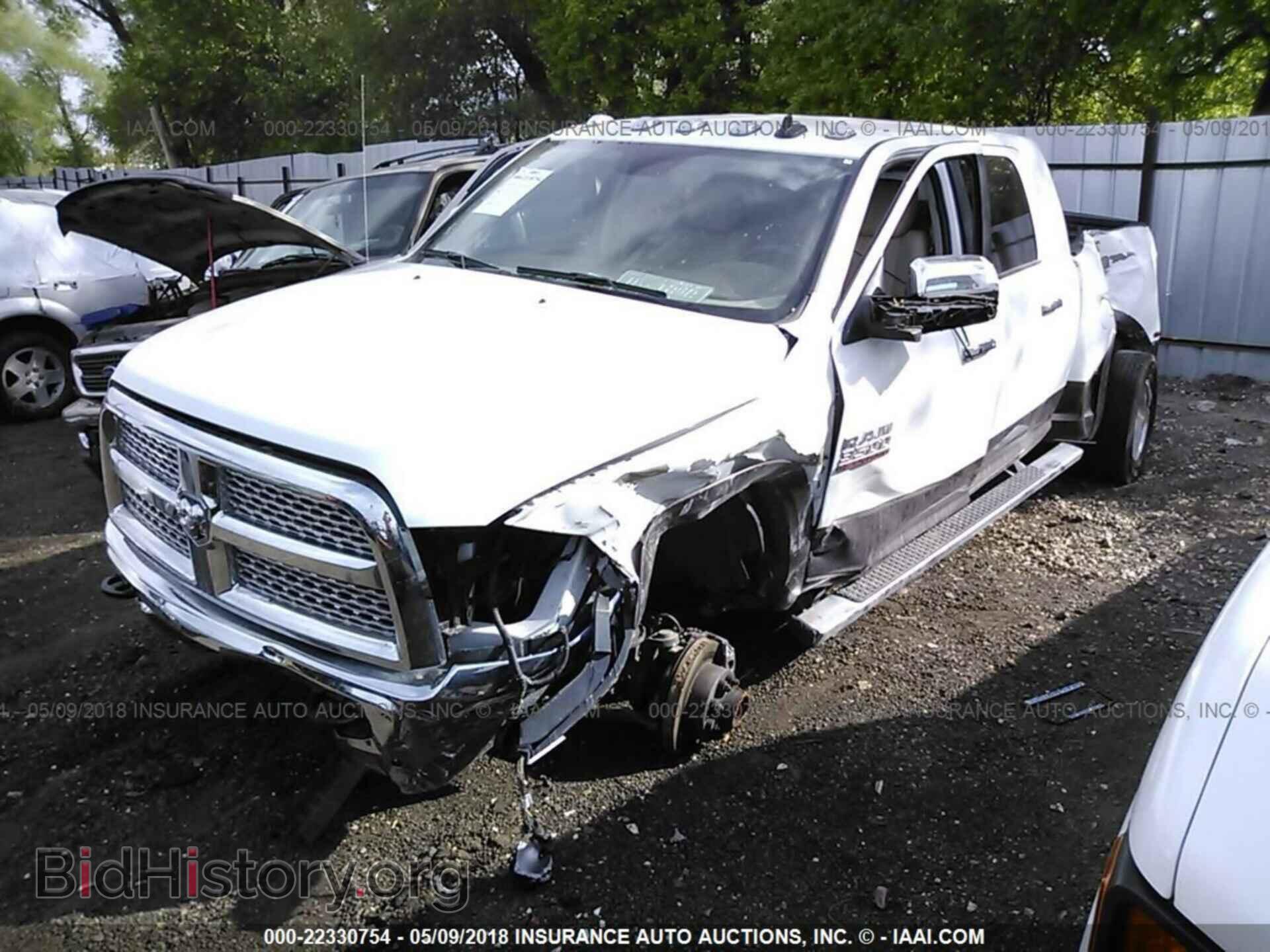 2017 RAM 3500 - VIN: 3C63RRML1HG766667 - Photo 2