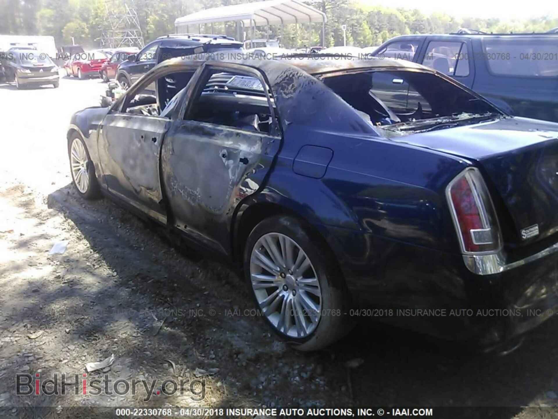 2013 Chrysler 300c - VIN: 2C3CCAET8DH561663 - Фото 3