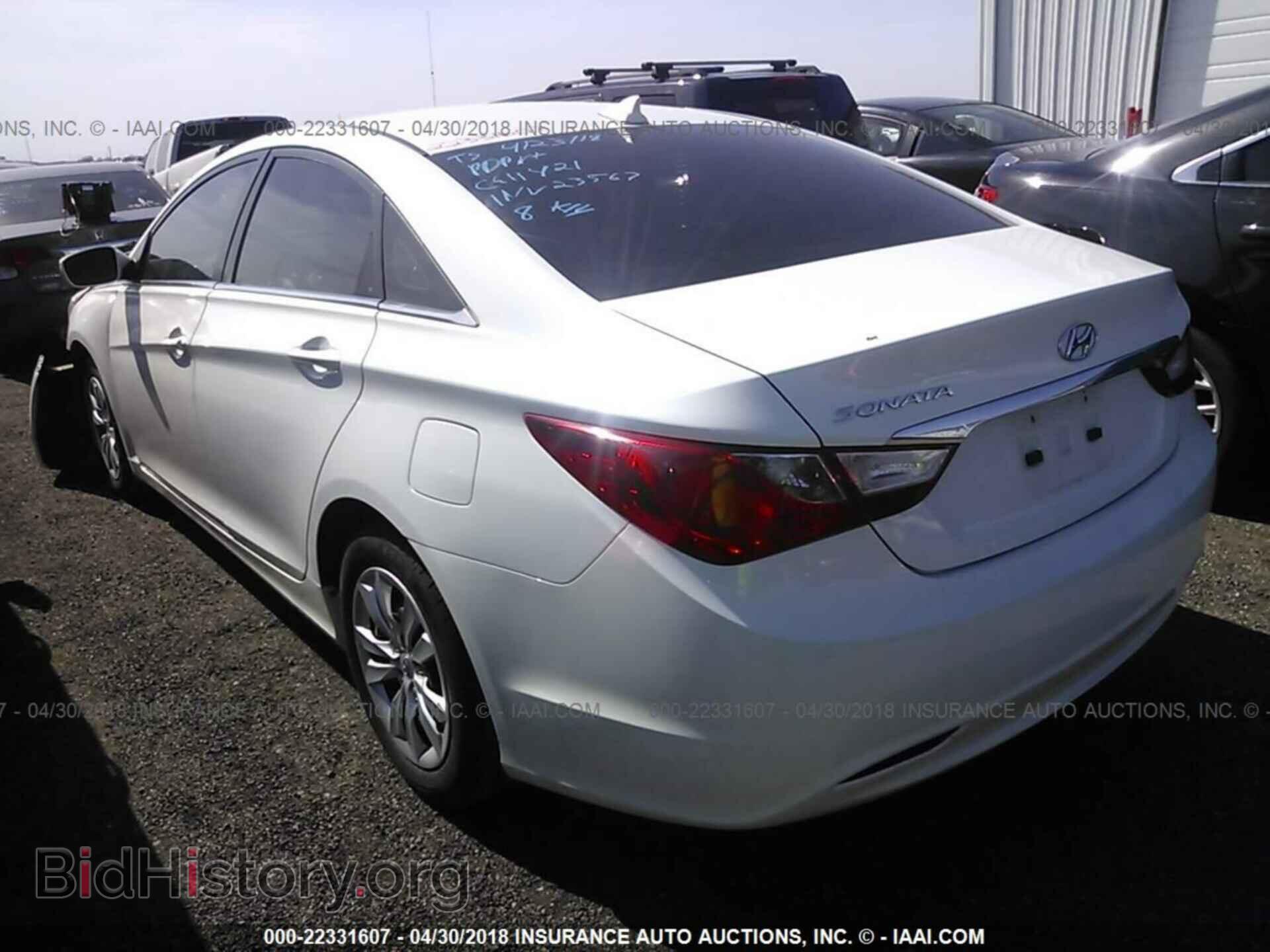 2012 Hyundai Sonata - VIN: 5NPEB4AC7CH382938 - Фото 3