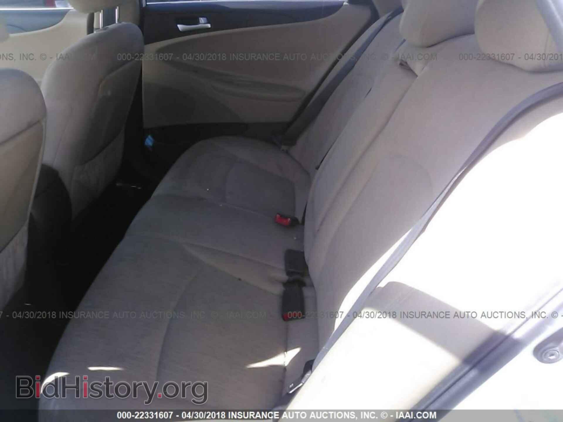 2012 Hyundai Sonata - VIN: 5NPEB4AC7CH382938 - Фото 8