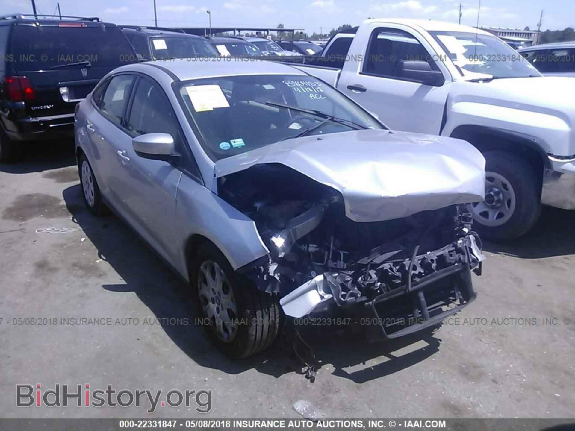 Photo 1FAHP3F26CL323938 - Ford Focus 2012