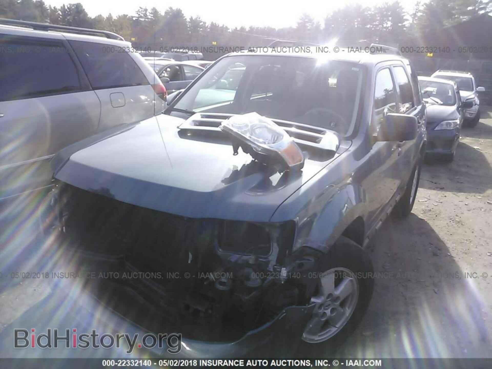 2012 Ford Escape - VIN: 1FMCU0D75CKB11351 - Фото 2