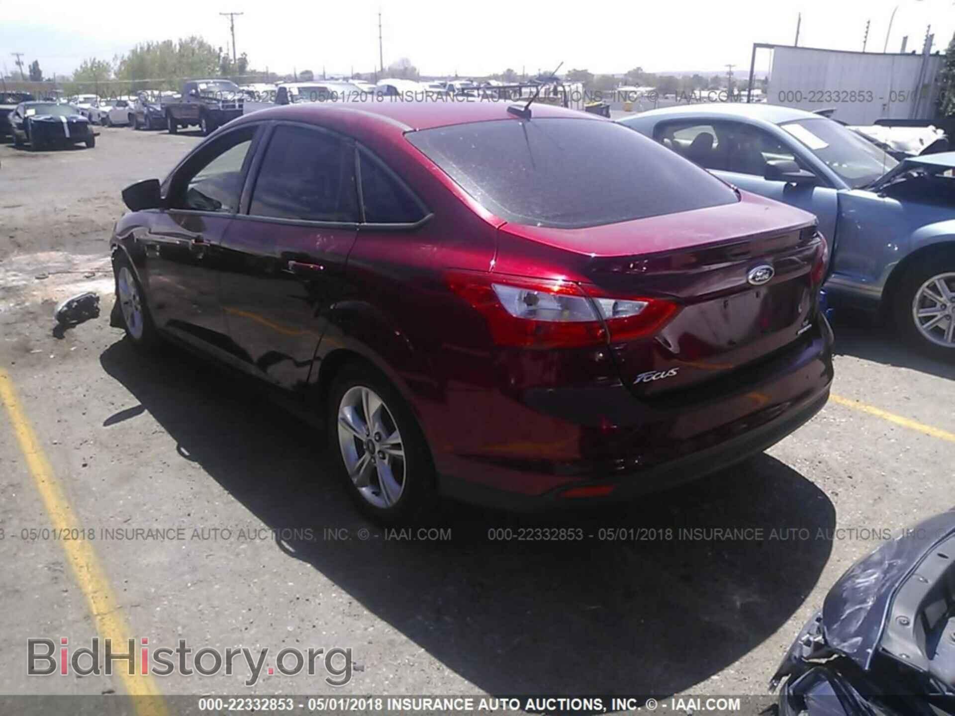 2014 Ford Focus - VIN: 1FADP3F28EL177608 - Photo 3