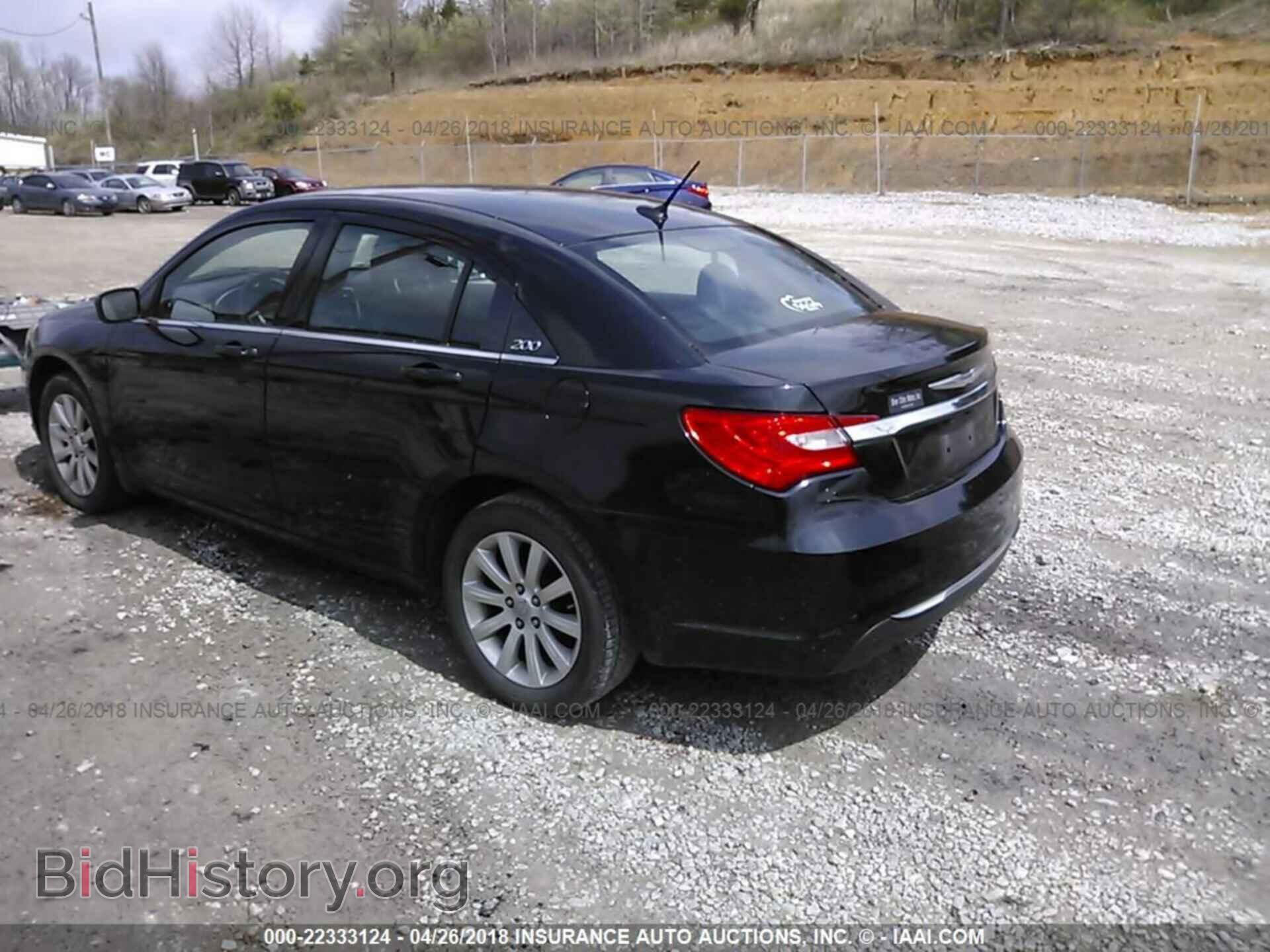 2013 Chrysler 200 - VIN: 1C3CCBBB0DN515771 - Фото 3