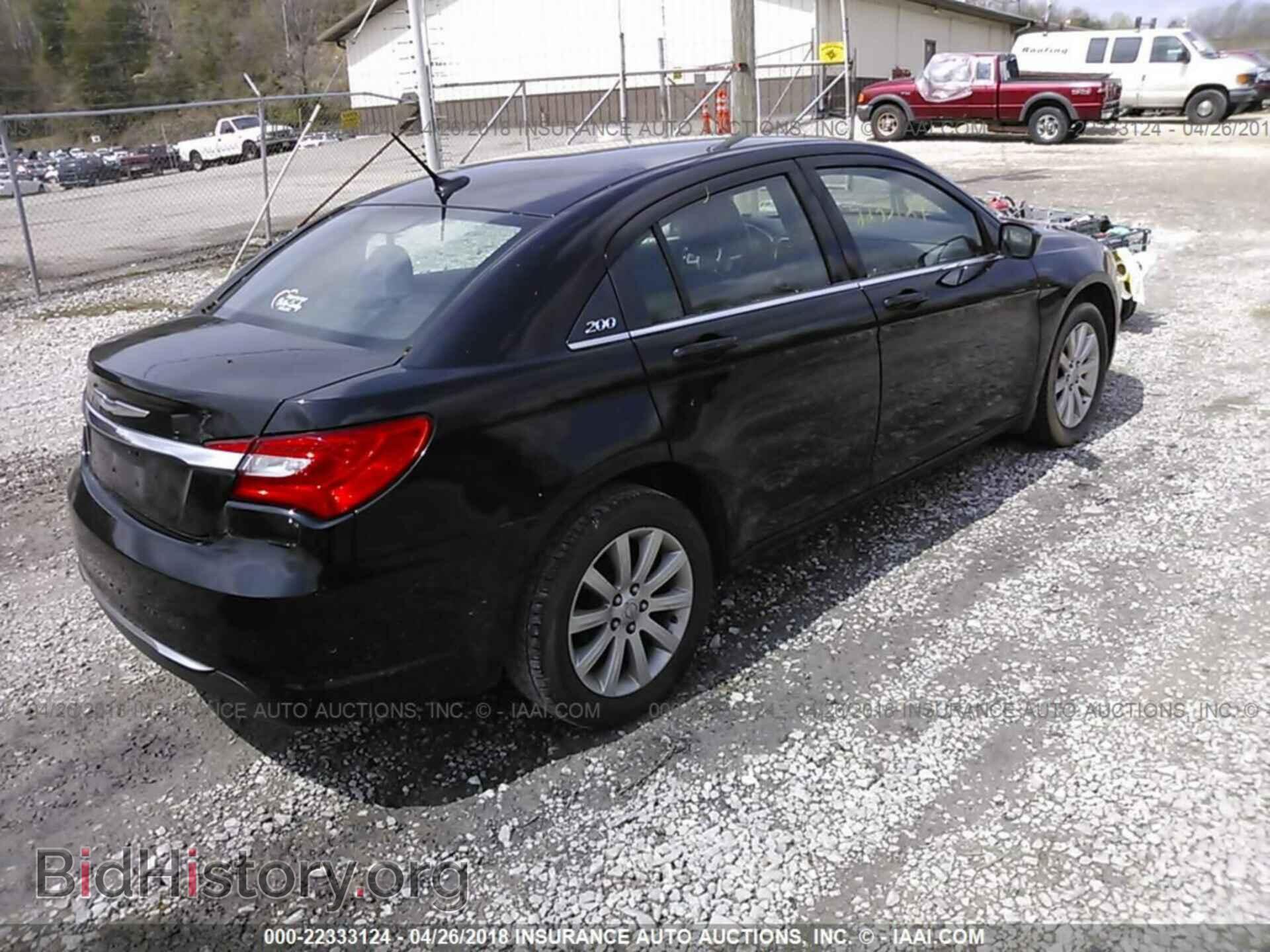 2013 Chrysler 200 - VIN: 1C3CCBBB0DN515771 - Фото 4