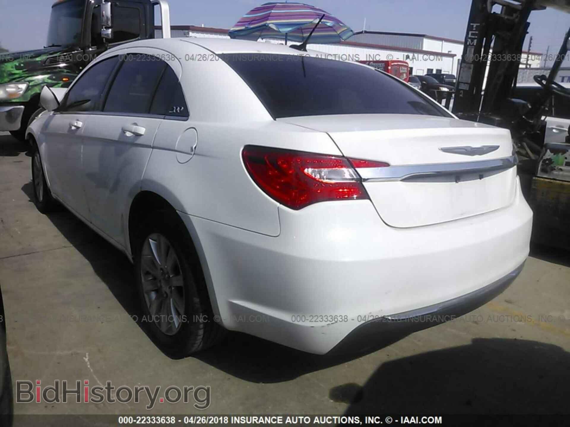 2013 Chrysler 200 - VIN: 1C3CCBBB7DN500975 - Photo 3