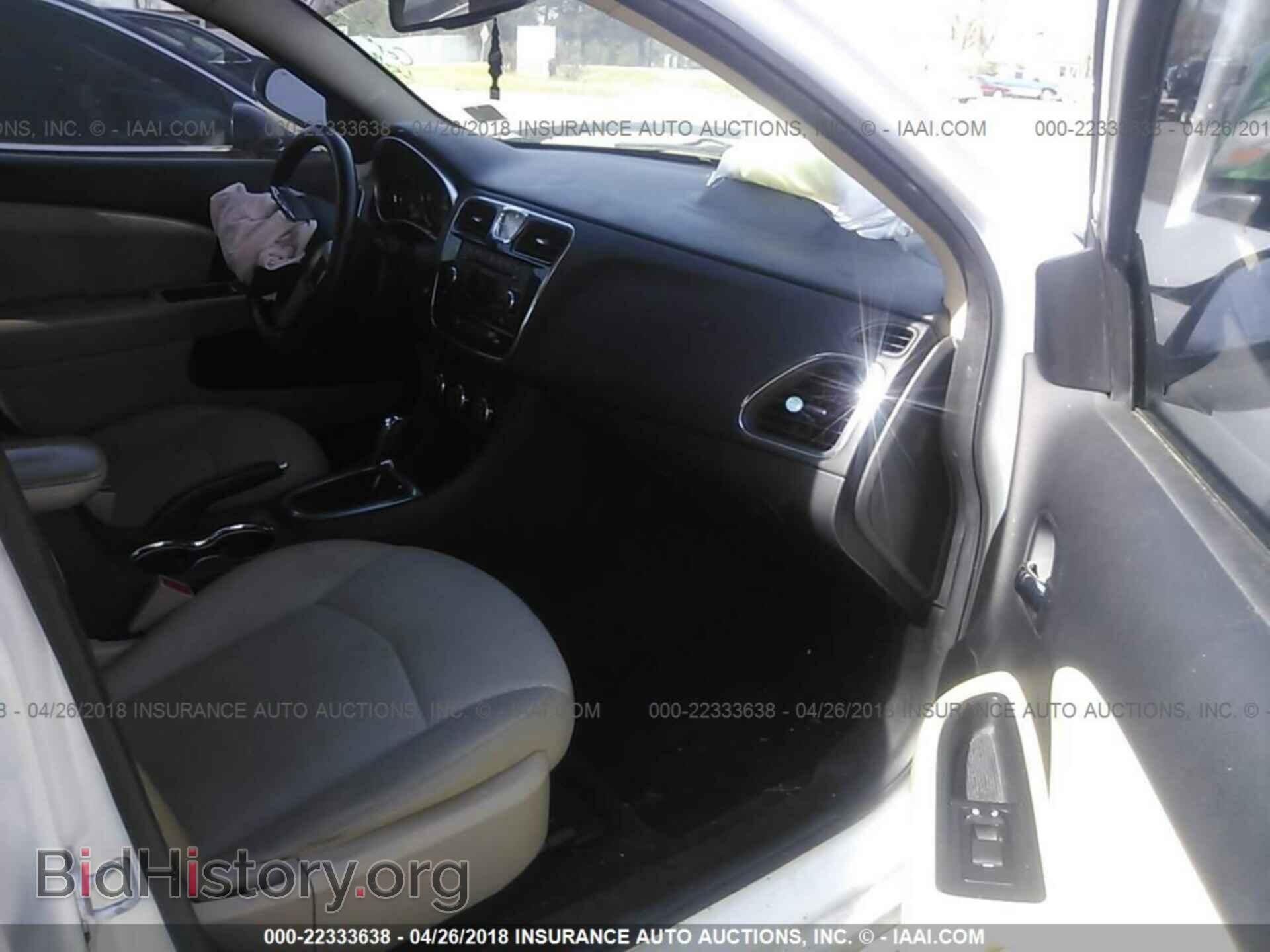2013 Chrysler 200 - VIN: 1C3CCBBB7DN500975 - Photo 5