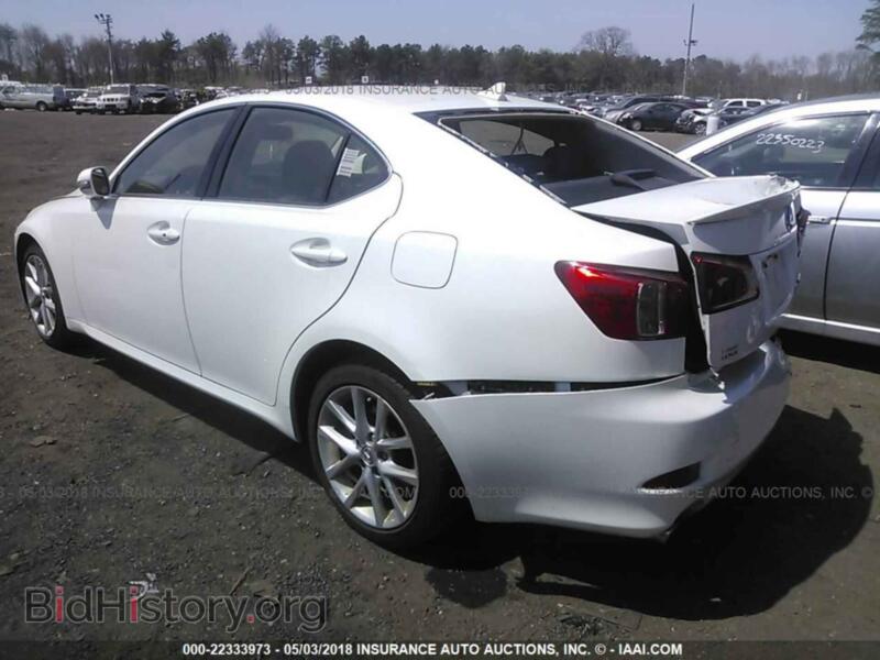 2012 Lexus IS (VIN JTHCF5C21C5053737) — фото 3 из 10