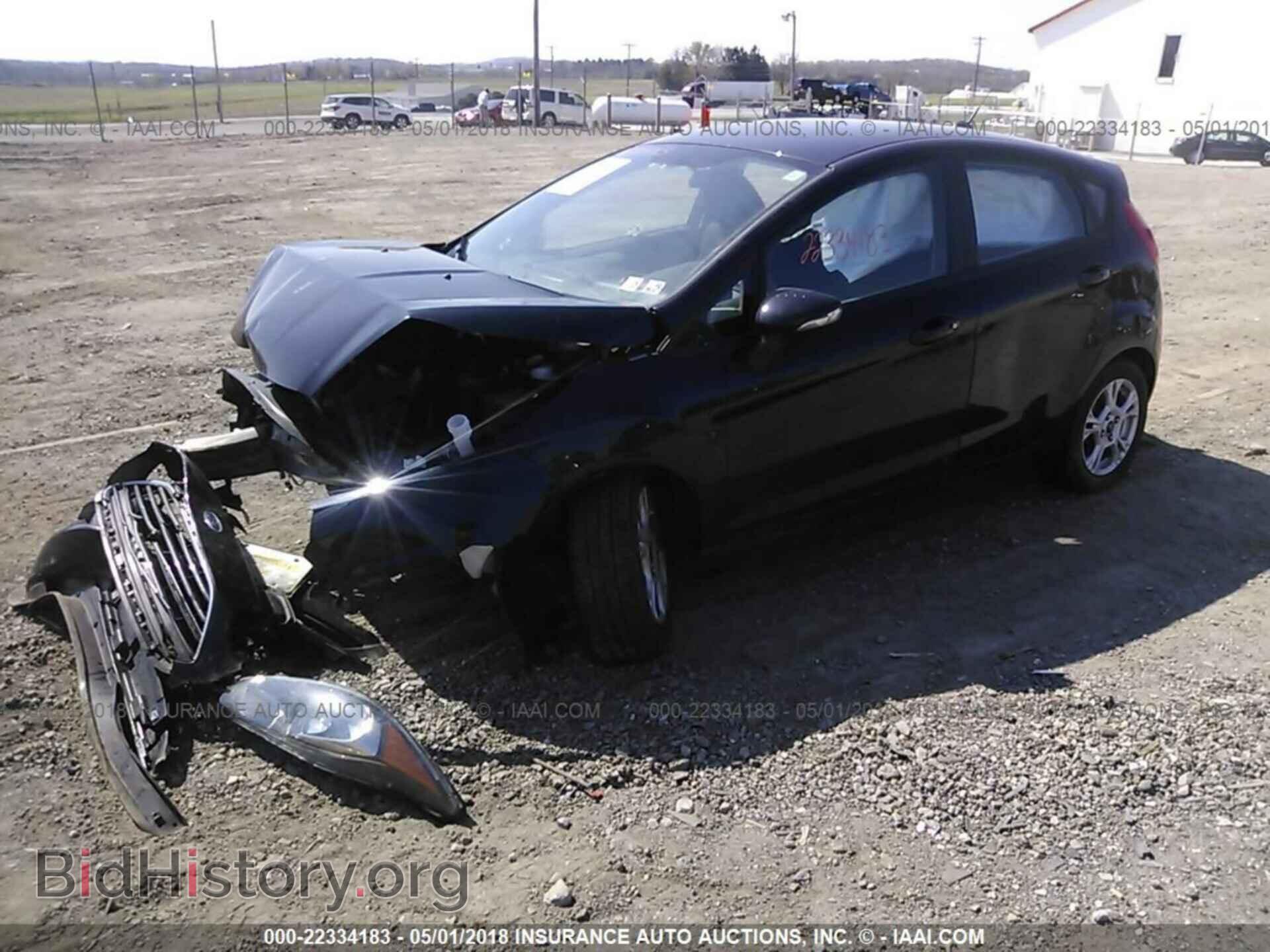 2014 Ford Fiesta - VIN: 3FADP4EJ3EM215730 - Photo 2