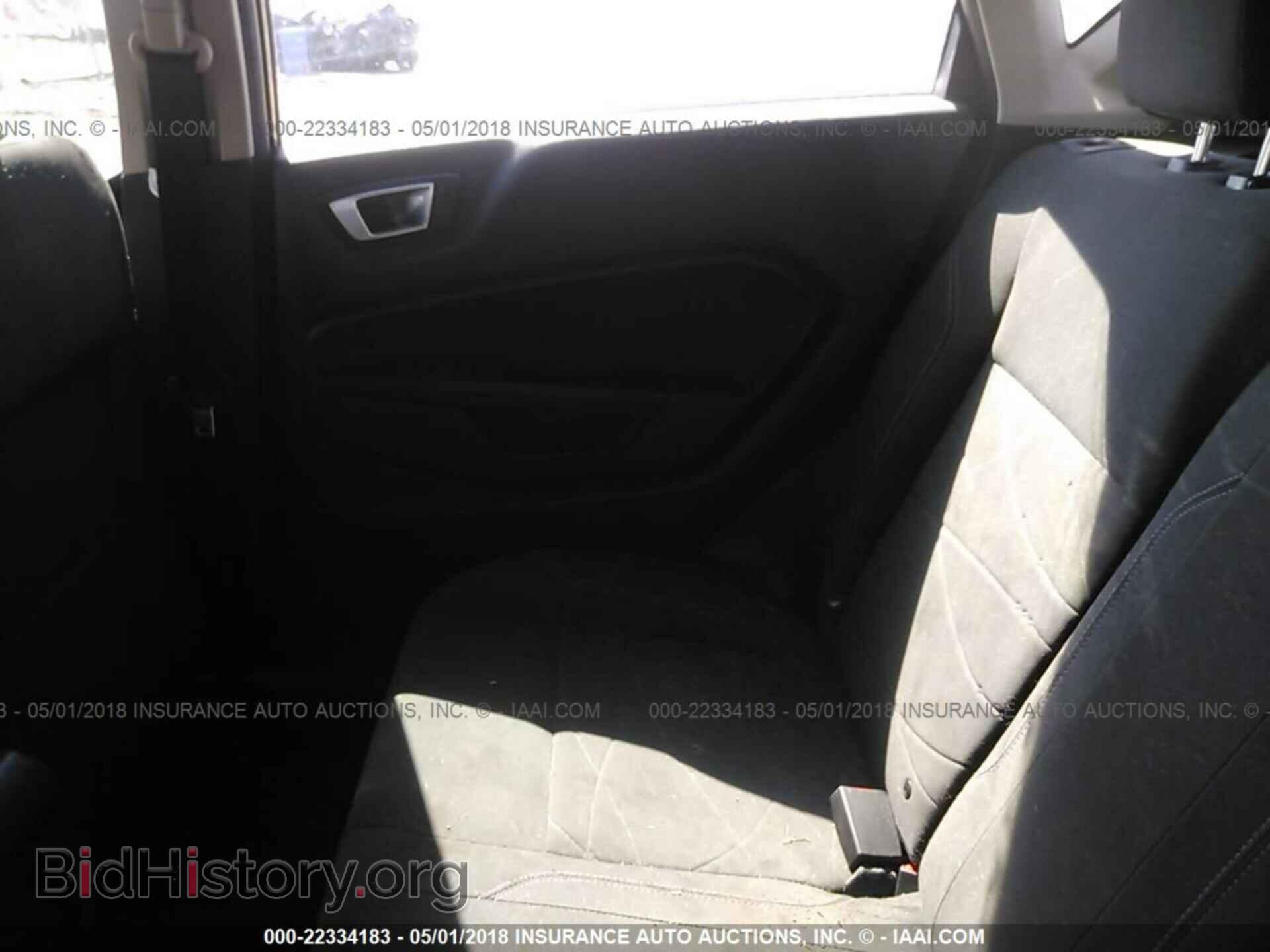 2014 Ford Fiesta - VIN: 3FADP4EJ3EM215730 - Photo 8