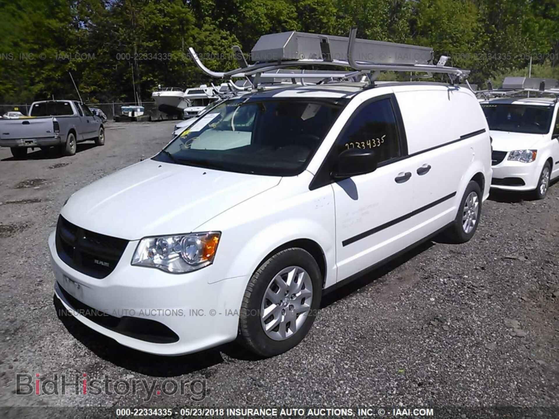 2014 Ram Tradesman - VIN: 2C4JRGAG2ER389932 - Фото 2