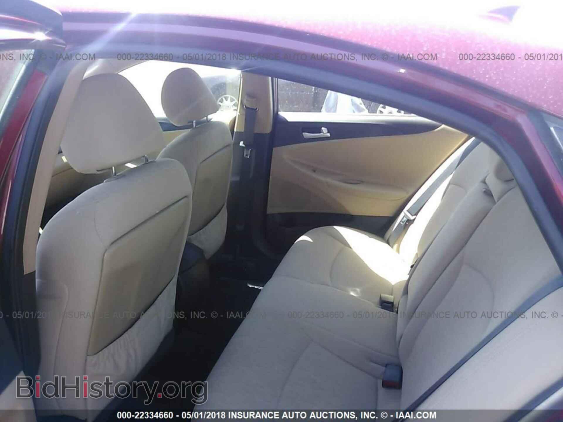 2012 Hyundai Sonata - VIN: 5NPEB4AC1CH335906 - Photo 8
