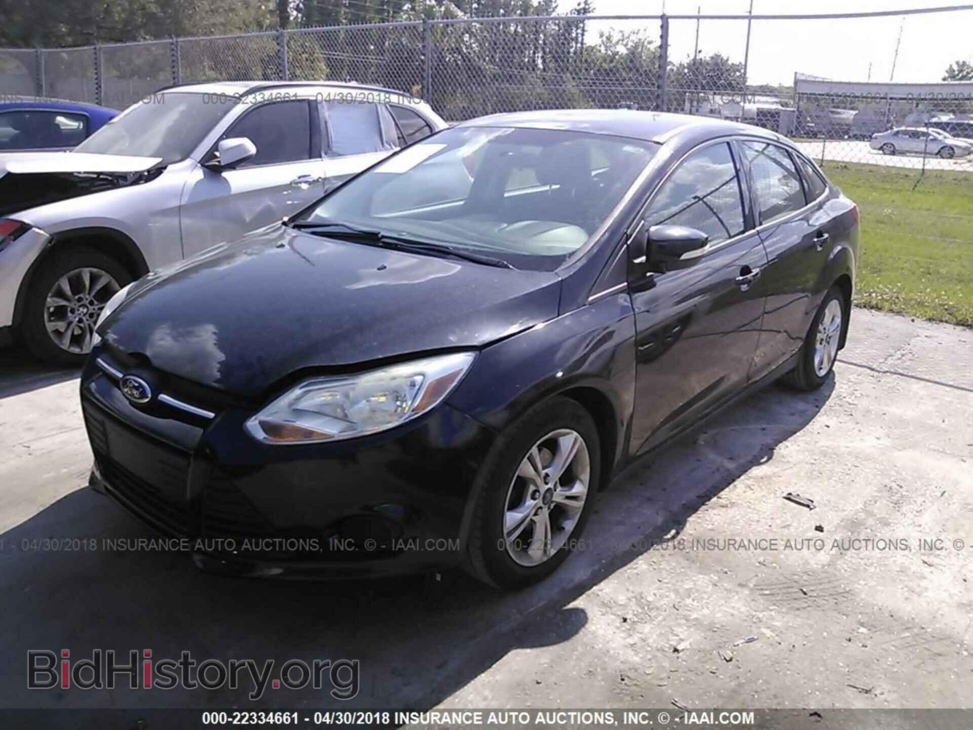 2014 Ford Focus - VIN: 1FADP3F29EL225634 - Фото 2