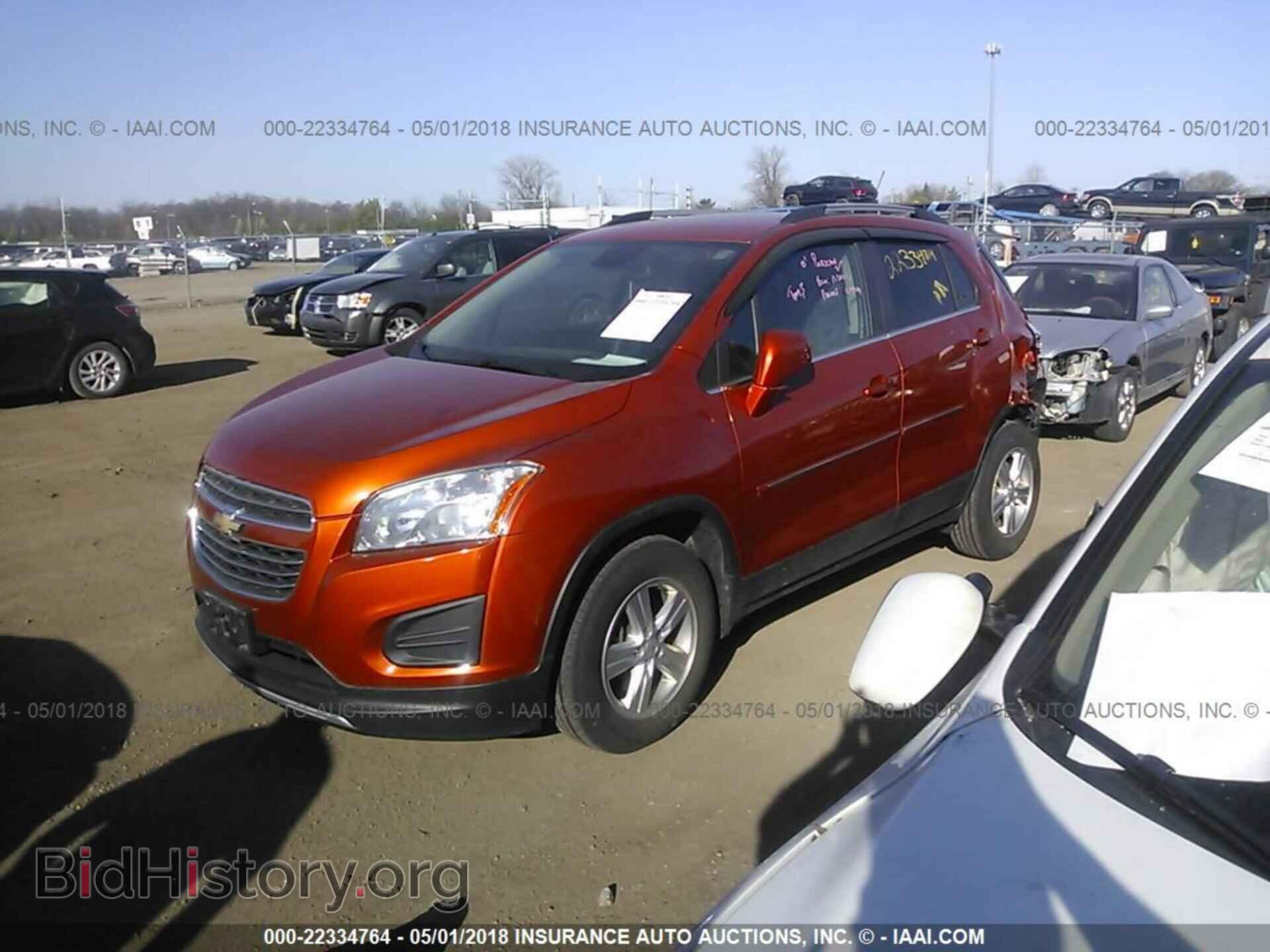 2015 Chevrolet Trax - VIN: KL7CJRSB4FB091538 - Фото 2