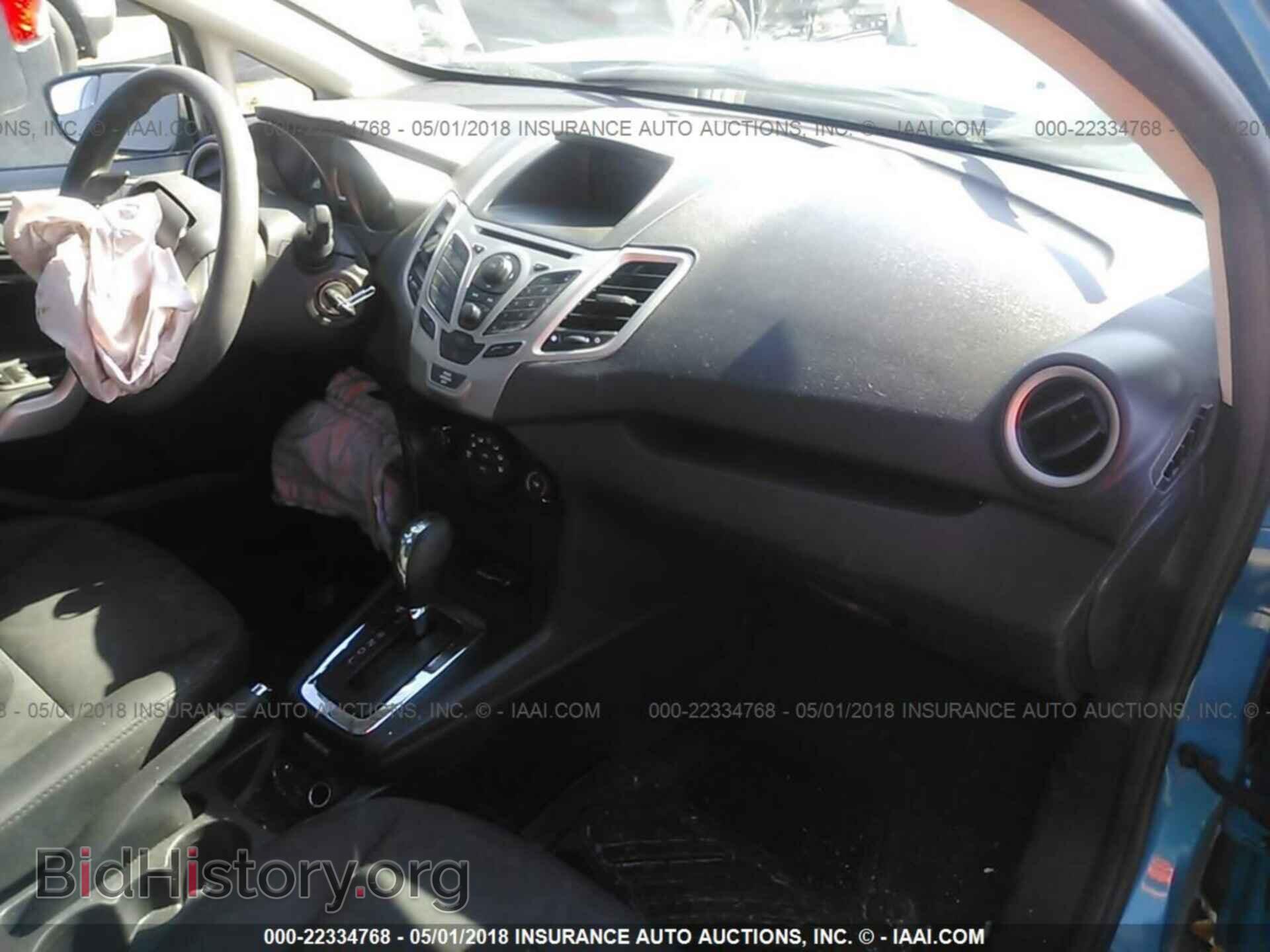 2012 Ford Fiesta - VIN: 3FADP4EJ3CM125734 - Photo 5
