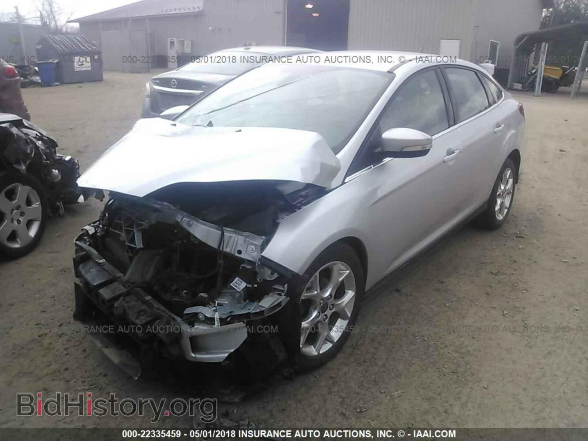 2012 Ford Focus - VIN: 1FAHP3H27CL173044 - Photo 2
