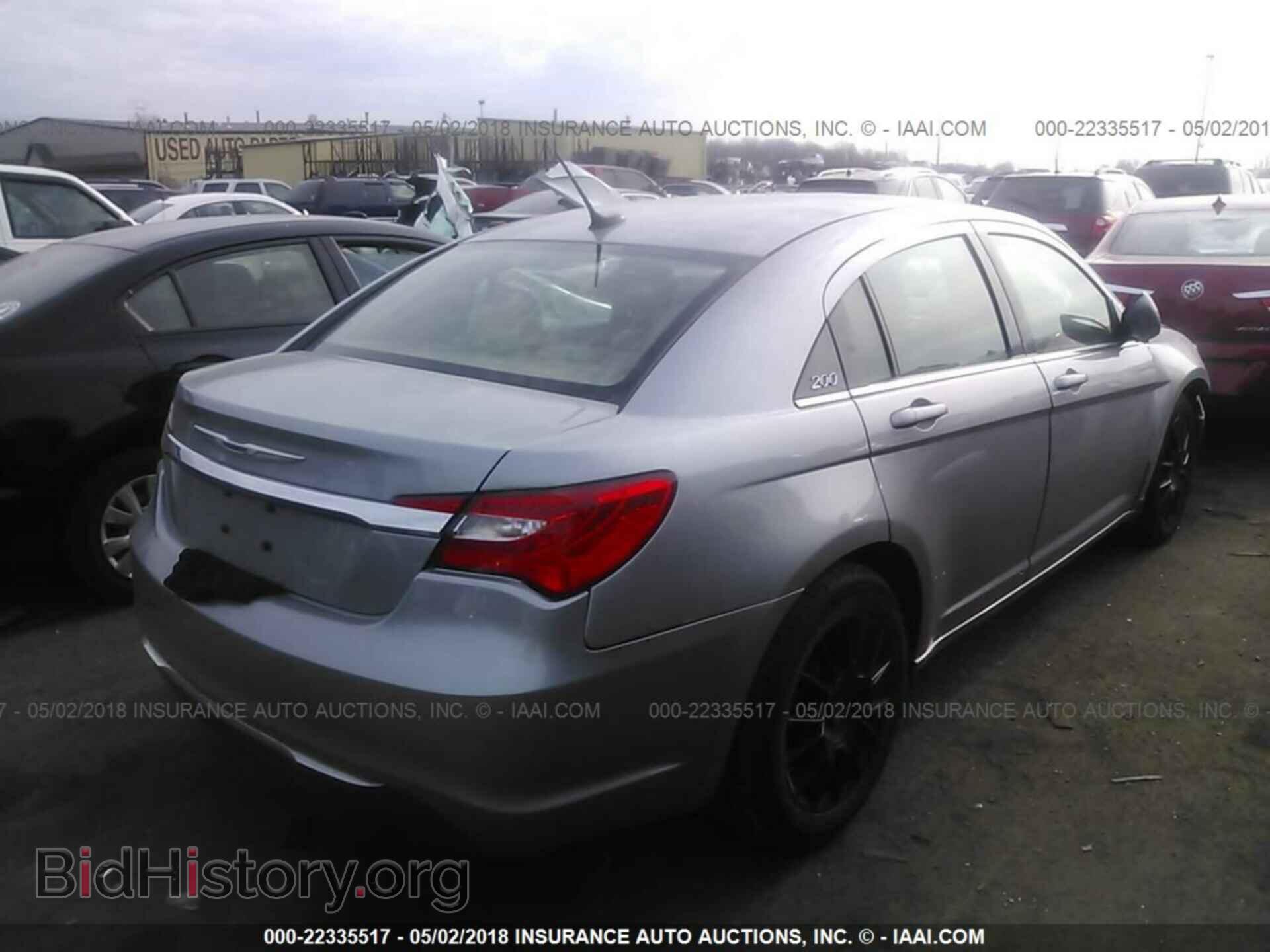 2013 Chrysler 200 - VIN: 1C3CCBBB7DN567432 - Photo 4