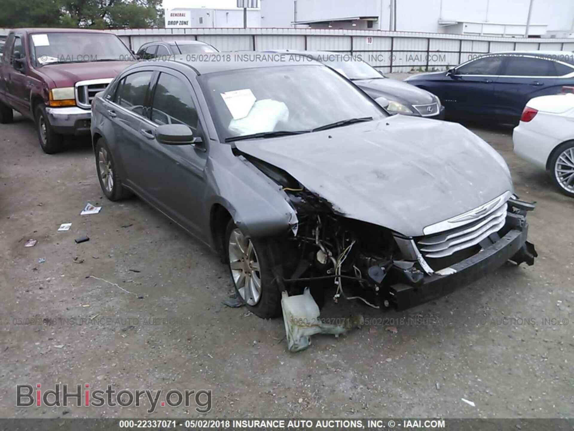 Фотография 1C3CCBBB1DN553672 - Chrysler 200 2013
