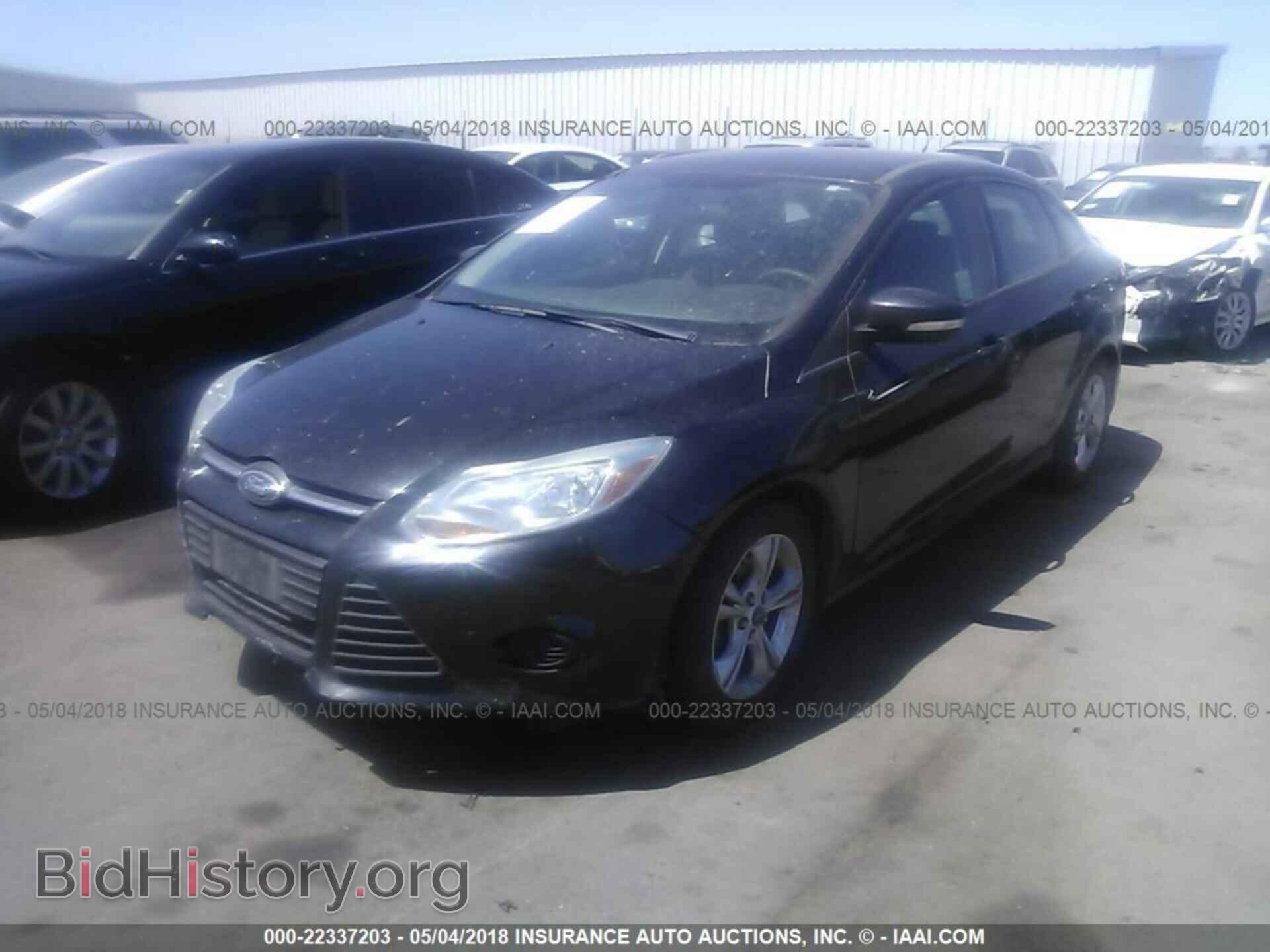 2014 Ford Focus - VIN: 1FADP3F21EL213655 - Photo 2