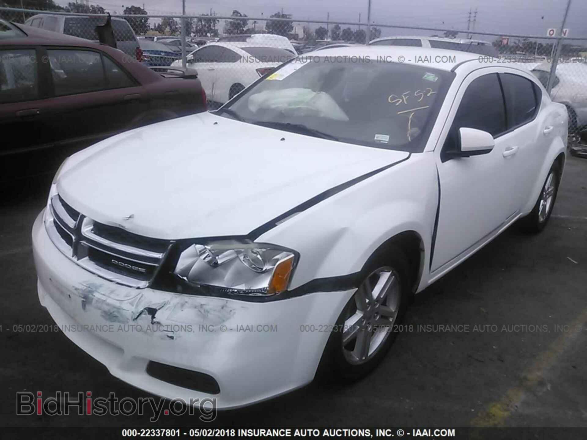 2011 Dodge Avenger - VIN: 1B3BD1FB7BN564862 - Фото 2