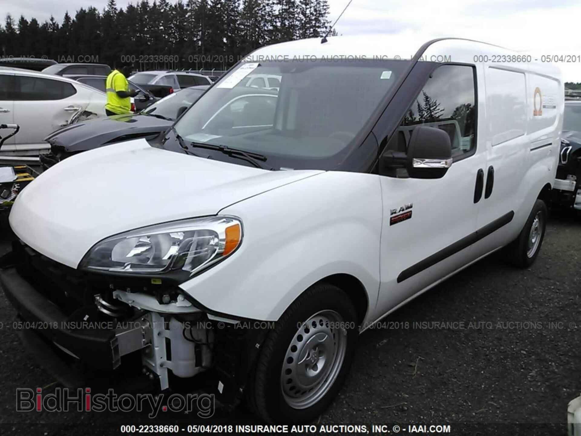2017 Ram Promaster - VIN: ZFBERFAB7H6E03325 - Фото 2