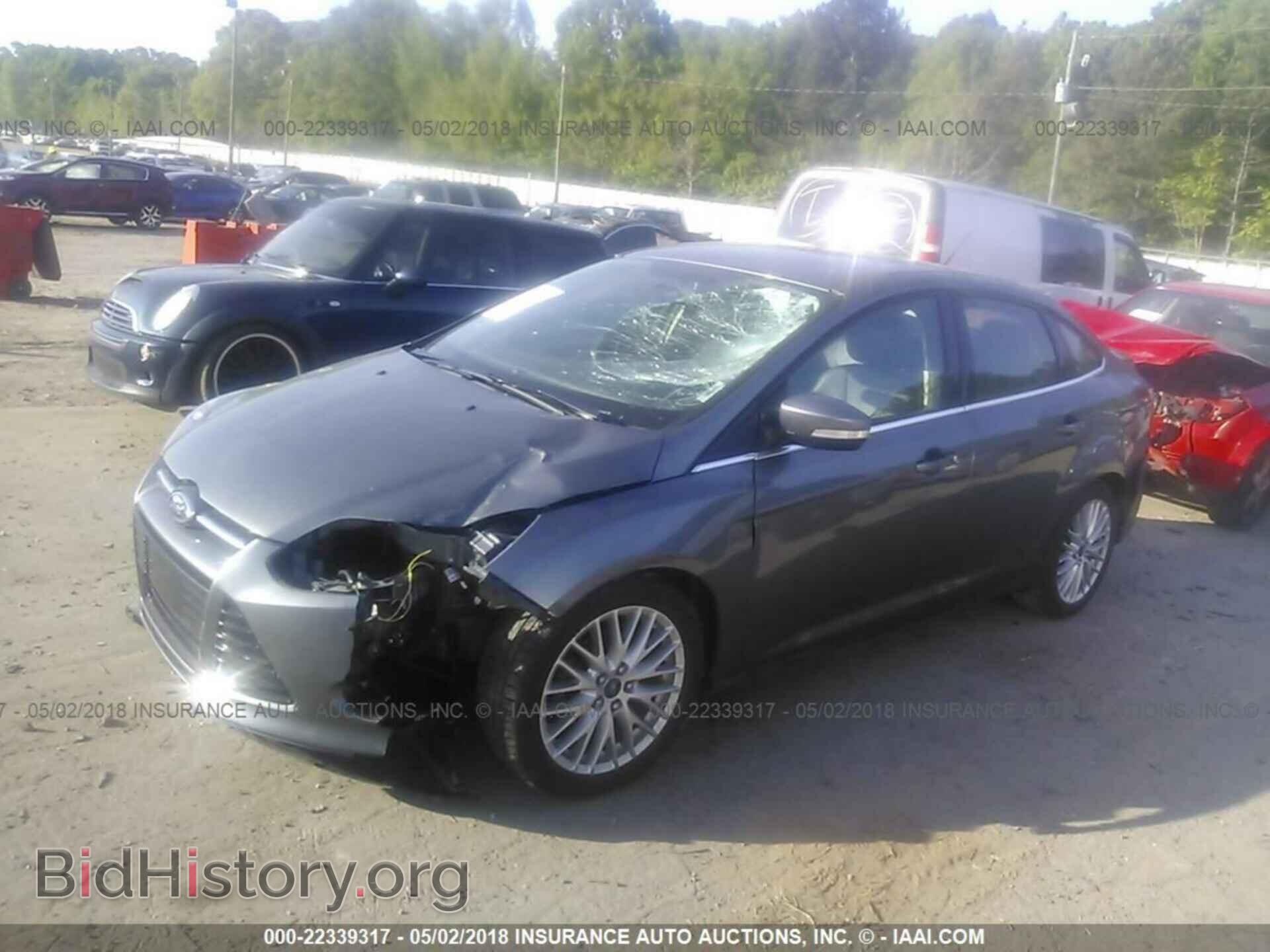 2014 Ford Focus - VIN: 1FADP3J24EL203015 - Фото 2