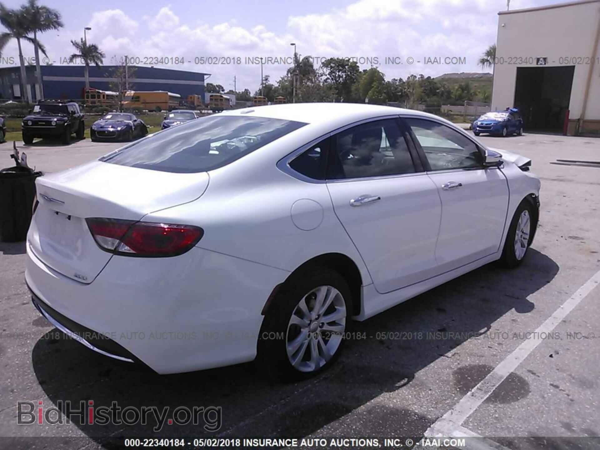 2015 Chrysler 200 - VIN: 1C3CCCAB4FN658667 - Photo 4
