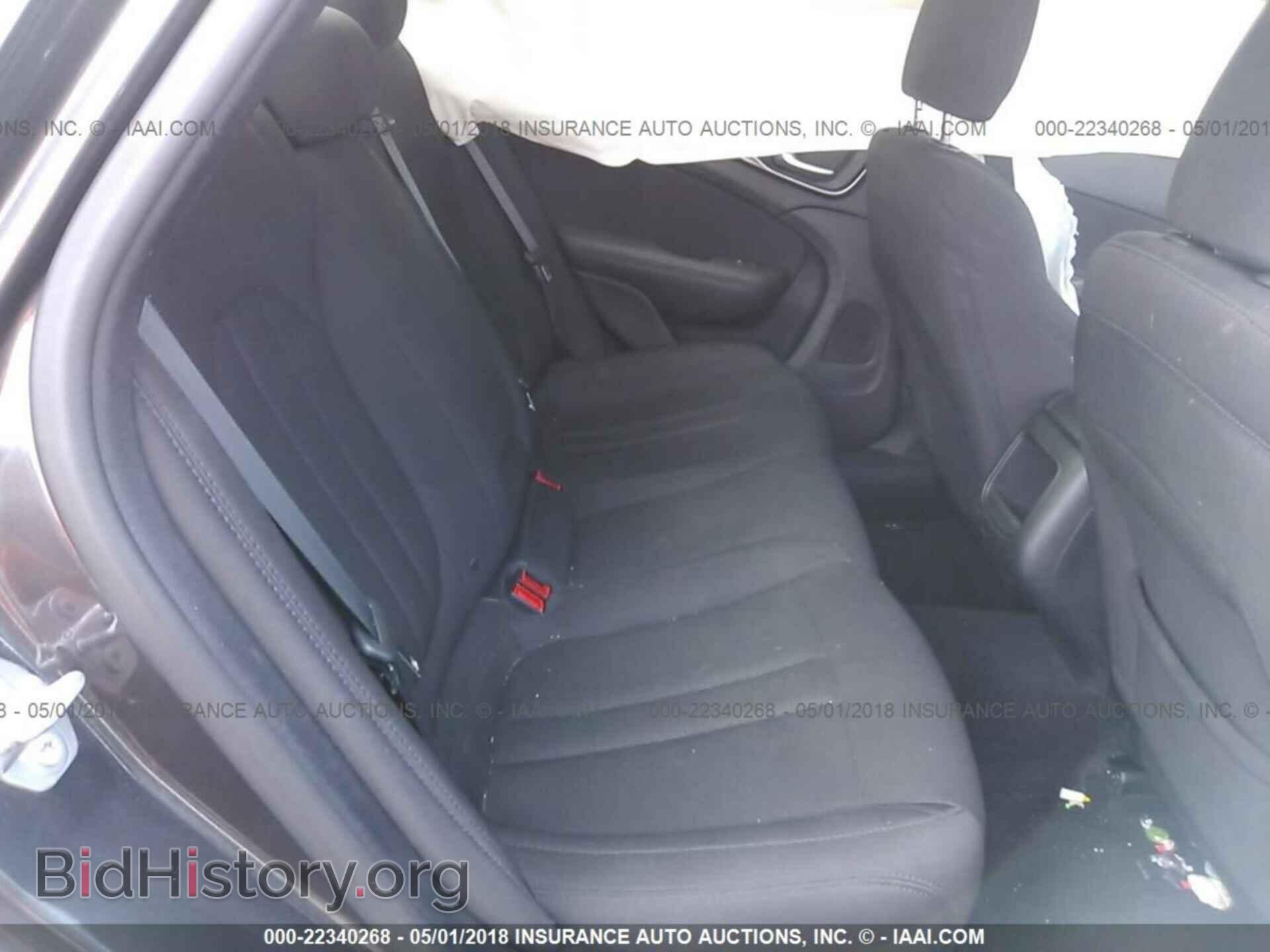 2015 Chrysler 200 - VIN: 1C3CCCFB3FN698831 - Фото 8
