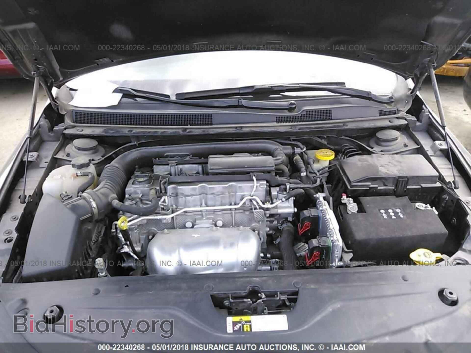 2015 Chrysler 200 - VIN: 1C3CCCFB3FN698831 - Фото 10
