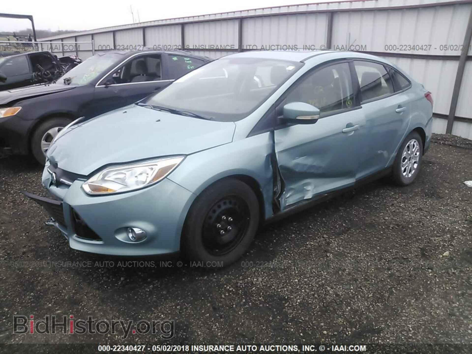 2012 Ford Focus - VIN: 1FAHP3F21CL167498 - Photo 2