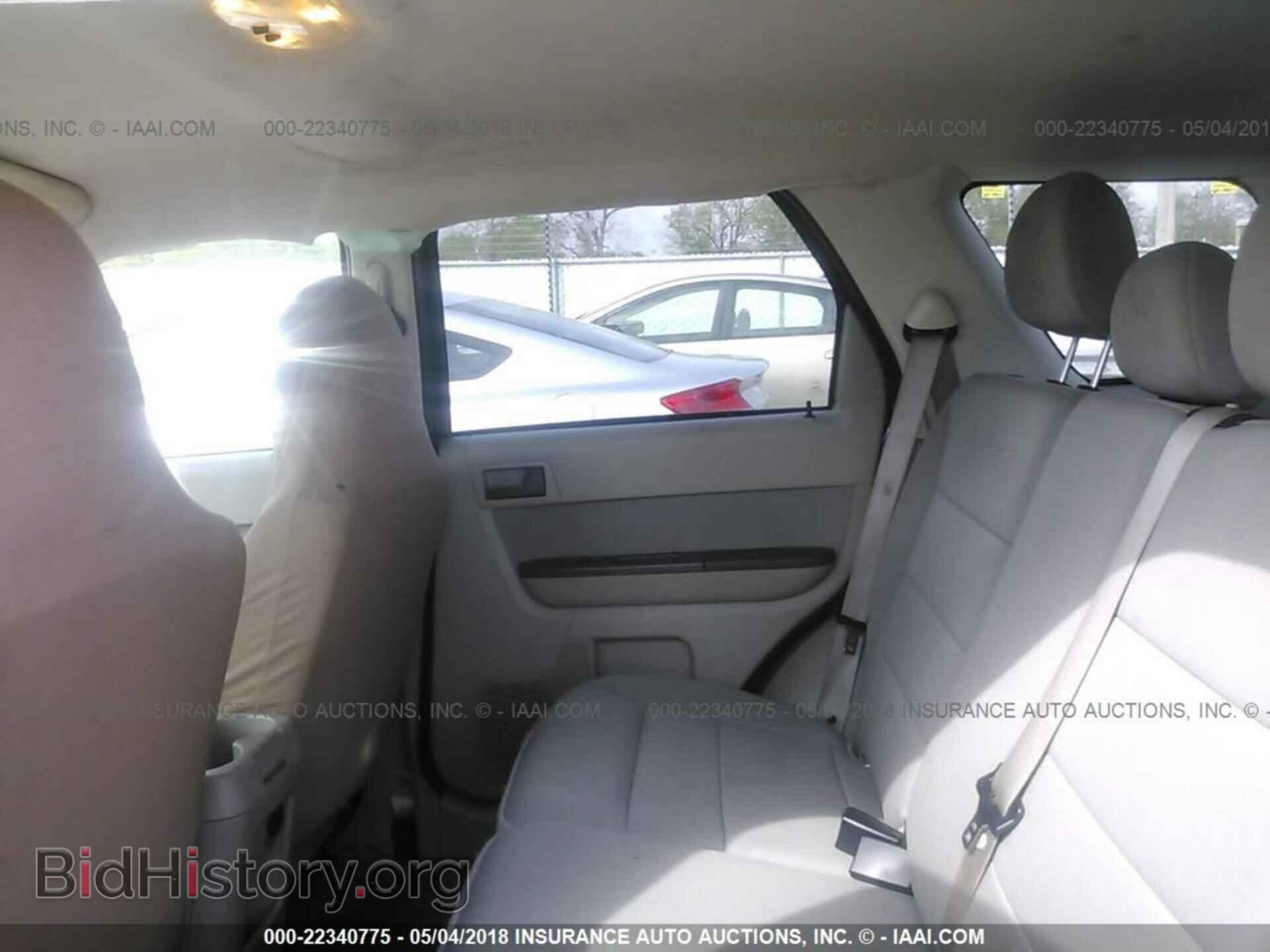 2012 Ford Escape - VIN: 1FMCU0D78CKC69568 - Фото 8