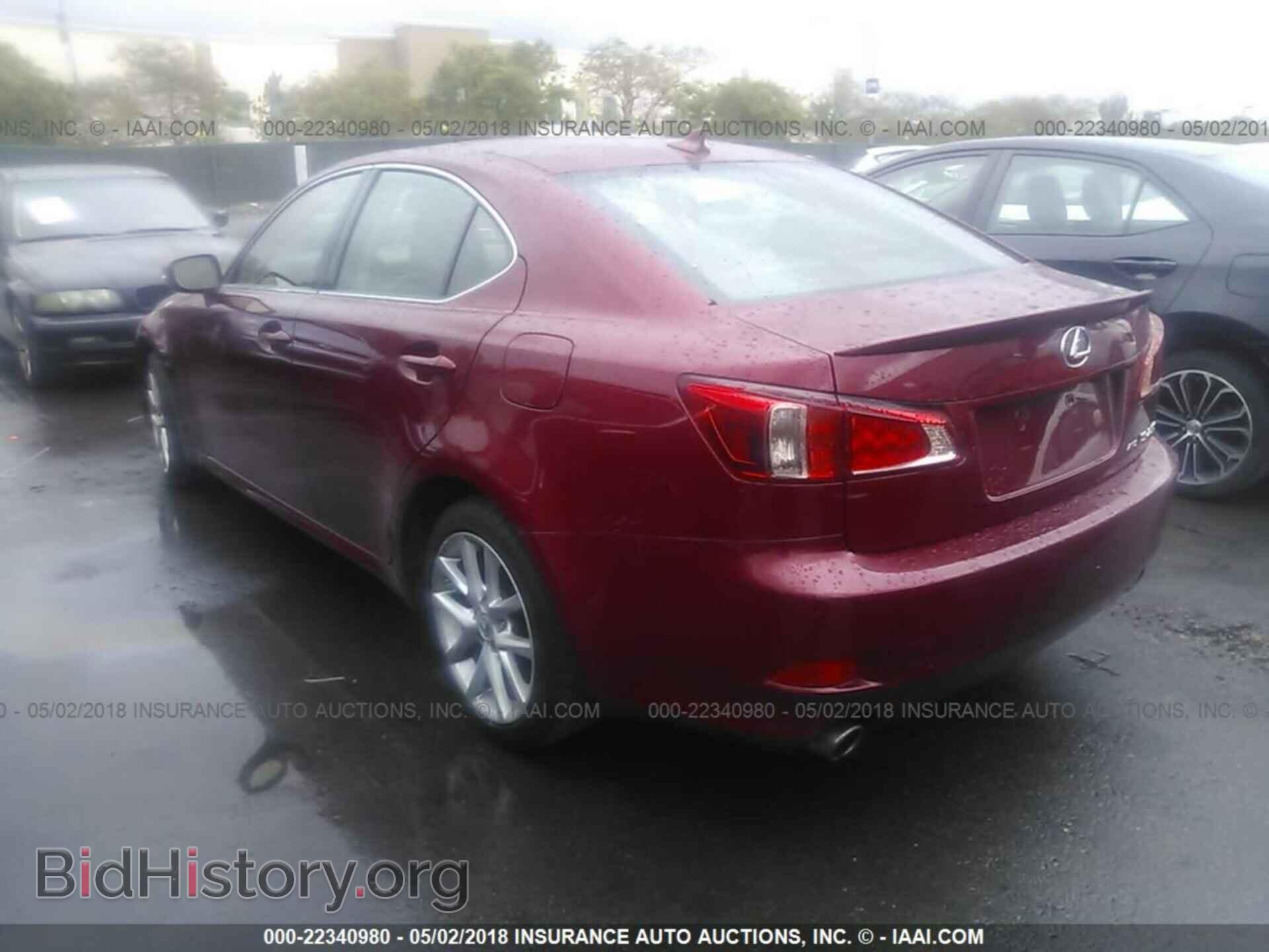 2011 LEXUS IS - VIN: JTHCF5C24B5048076 - Photo 3
