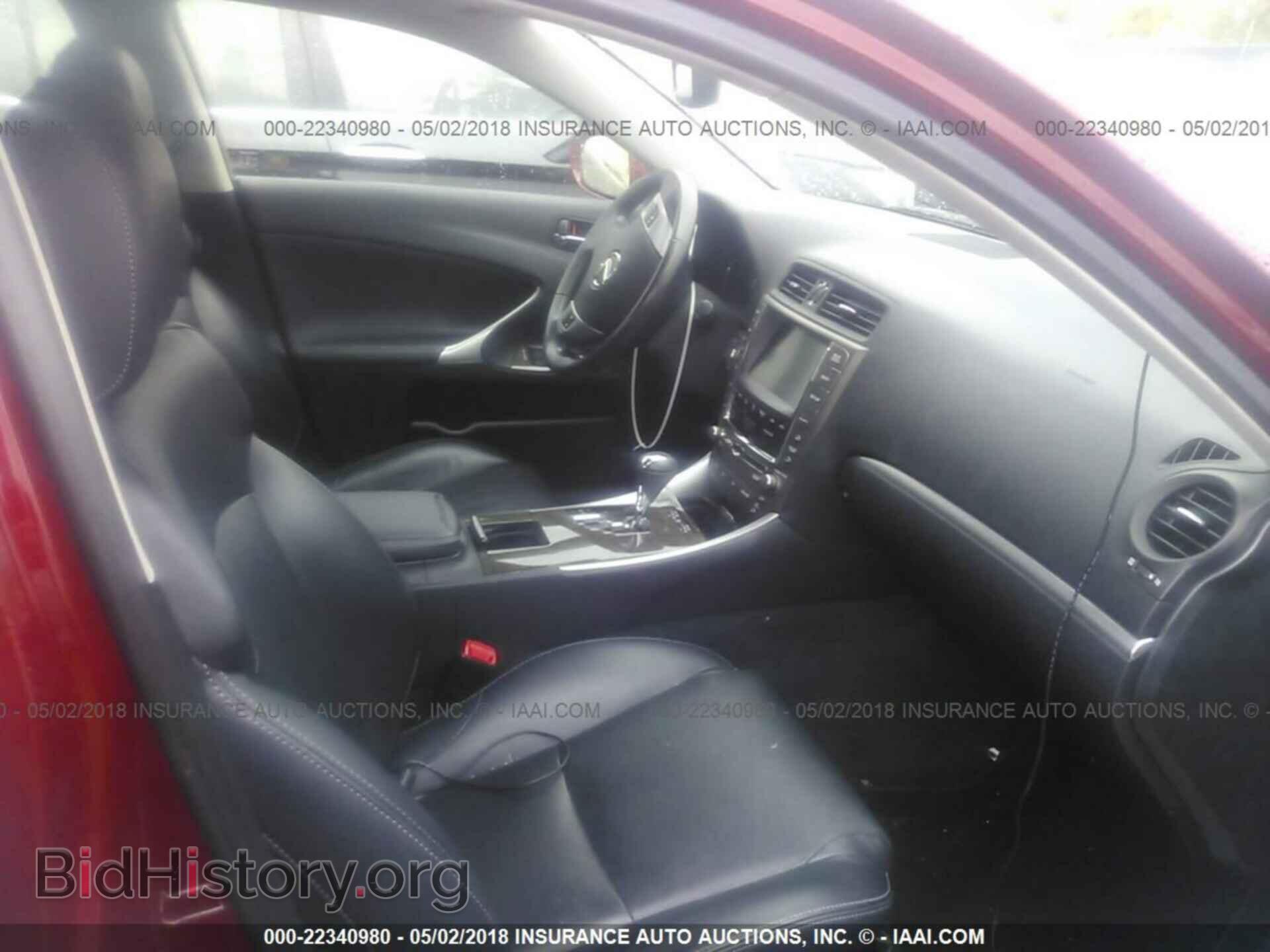 2011 LEXUS IS - VIN: JTHCF5C24B5048076 - Photo 5
