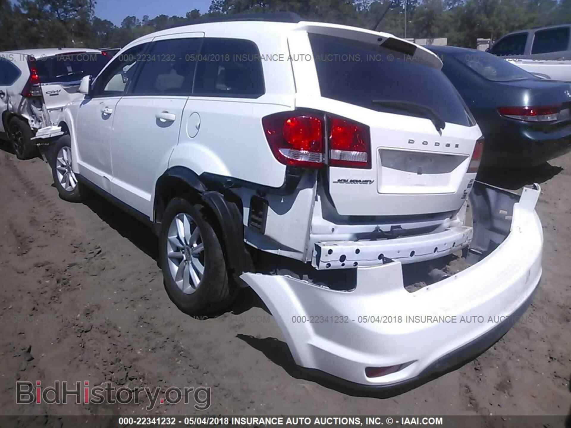 2015 Dodge Journey - VIN: 3C4PDCBG3FT664285 - Photo 3