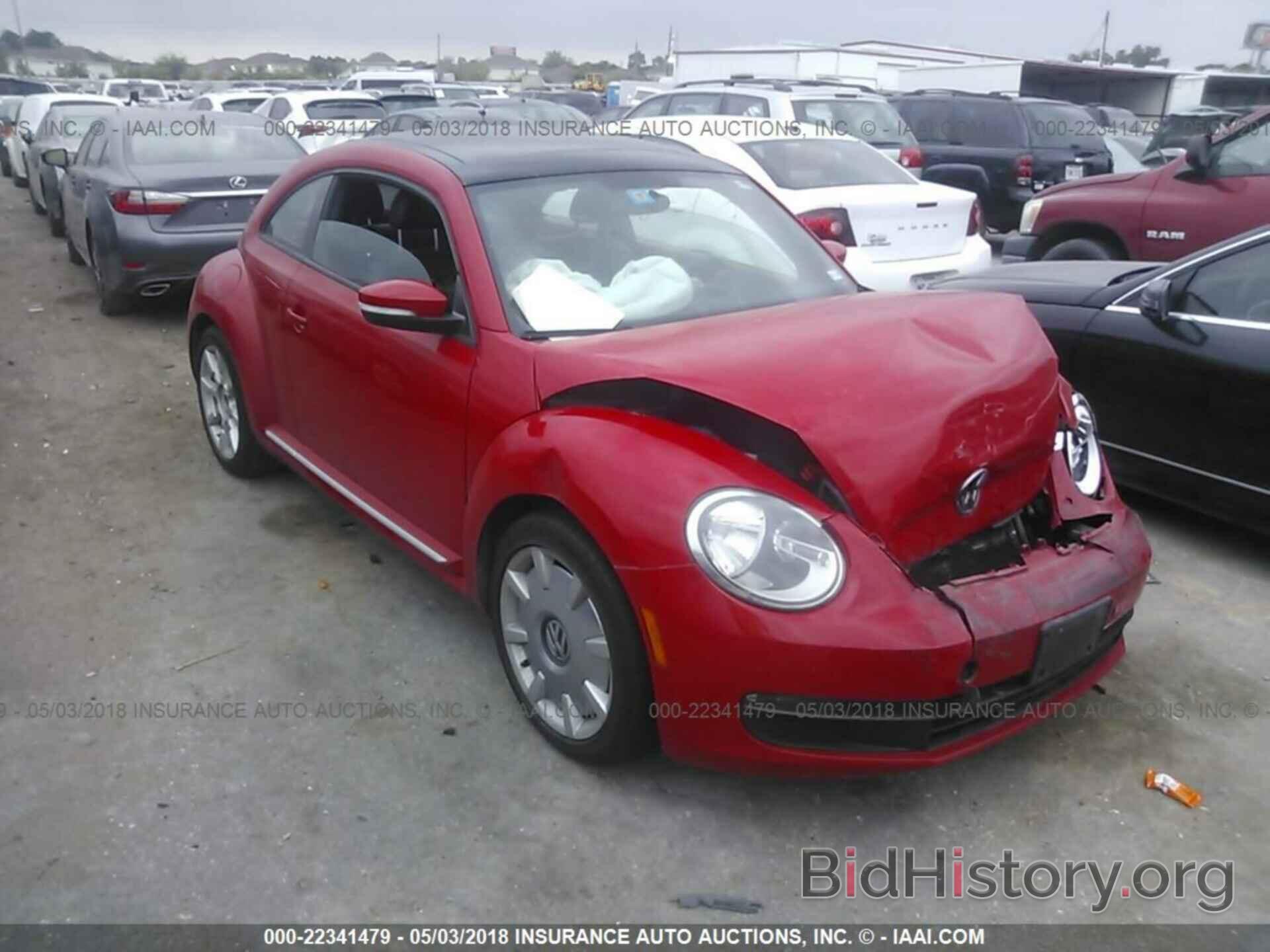 Photo 3VWJP7AT8DM601948 - Volkswagen Beetle 2013