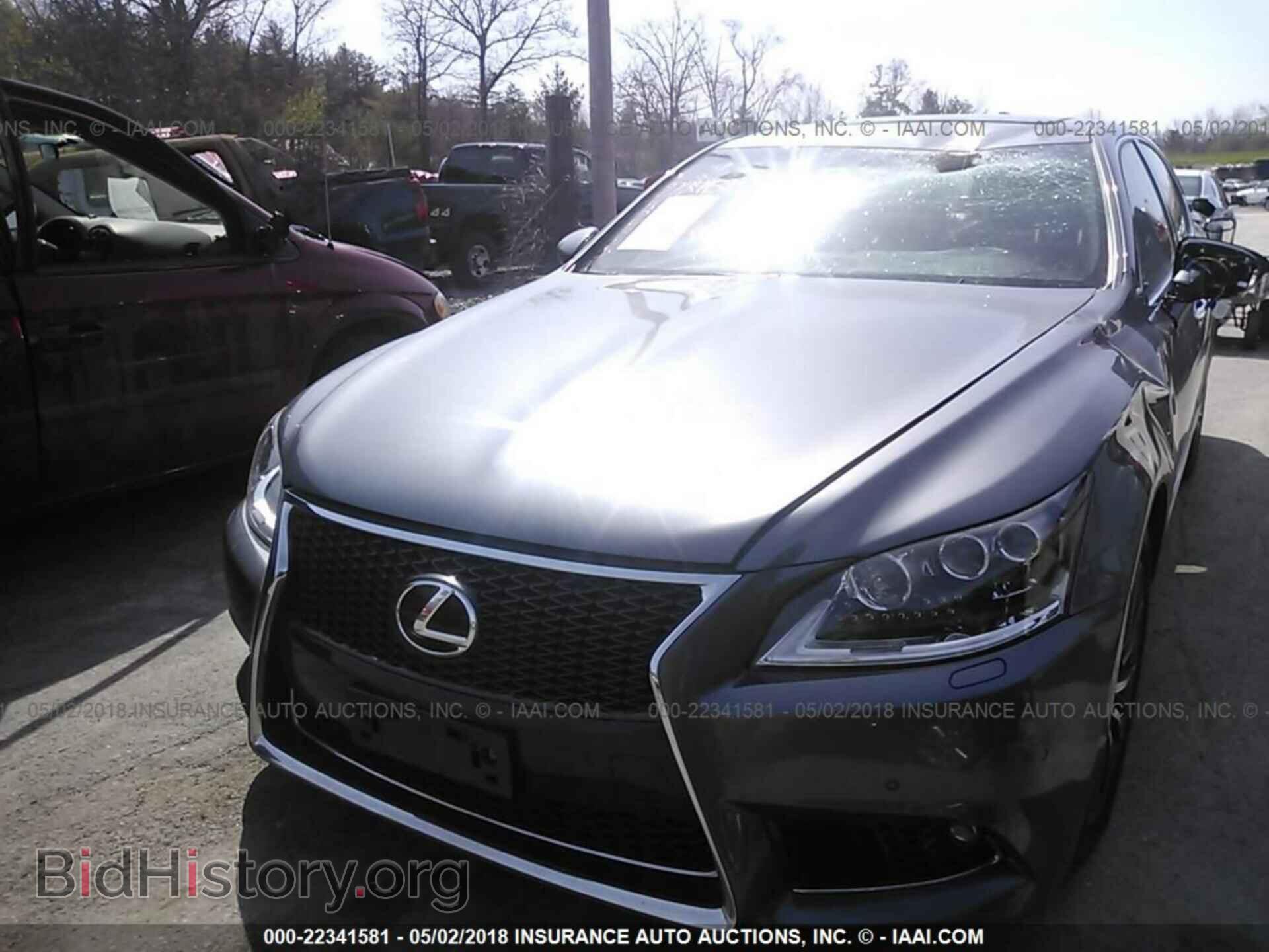 2013 Lexus Ls - VIN: JTHCL5EFXD5017958 - Photo 2