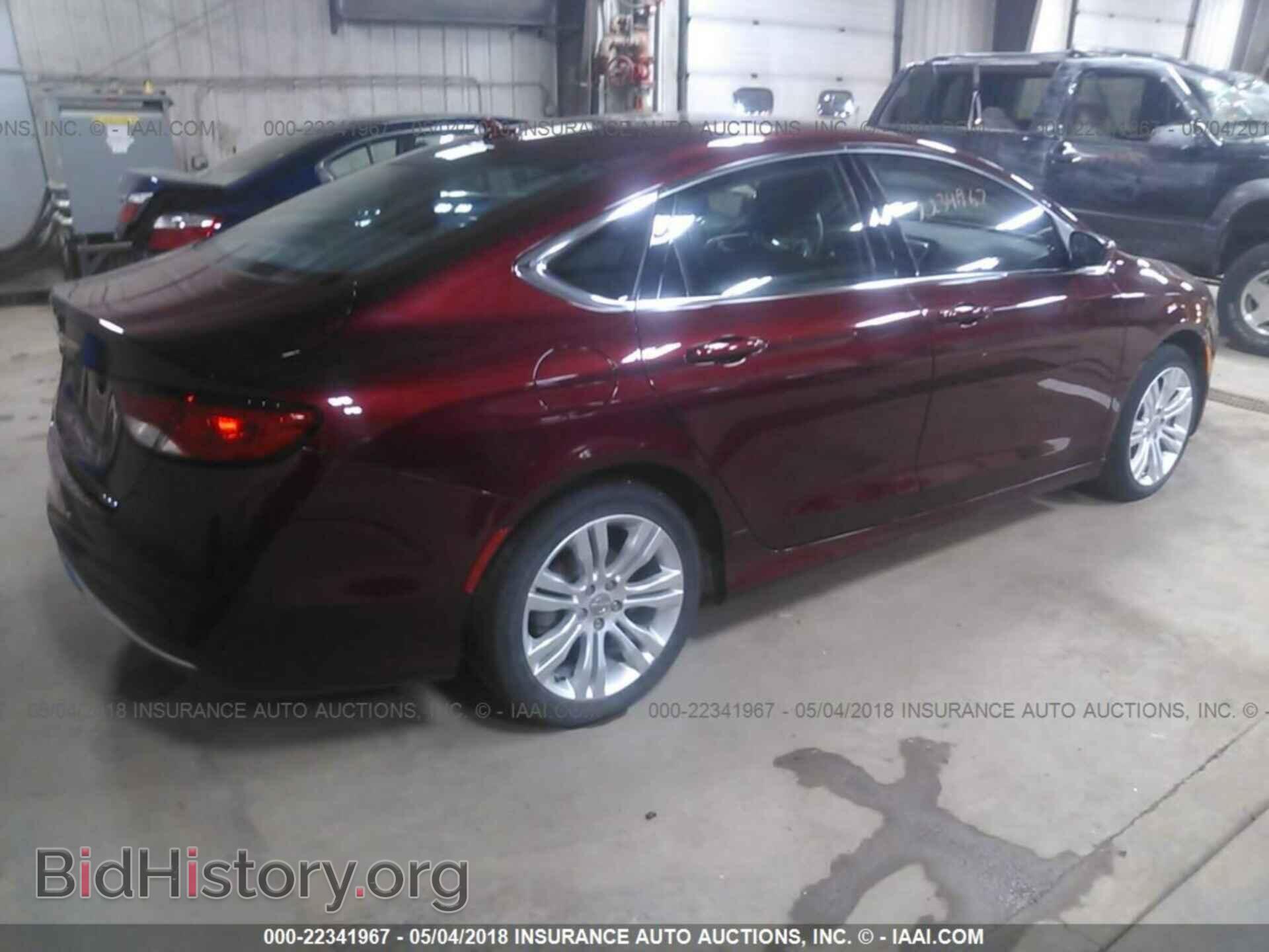2015 Chrysler 200 - VIN: 1C3CCCAB6FN756745 - Photo 4
