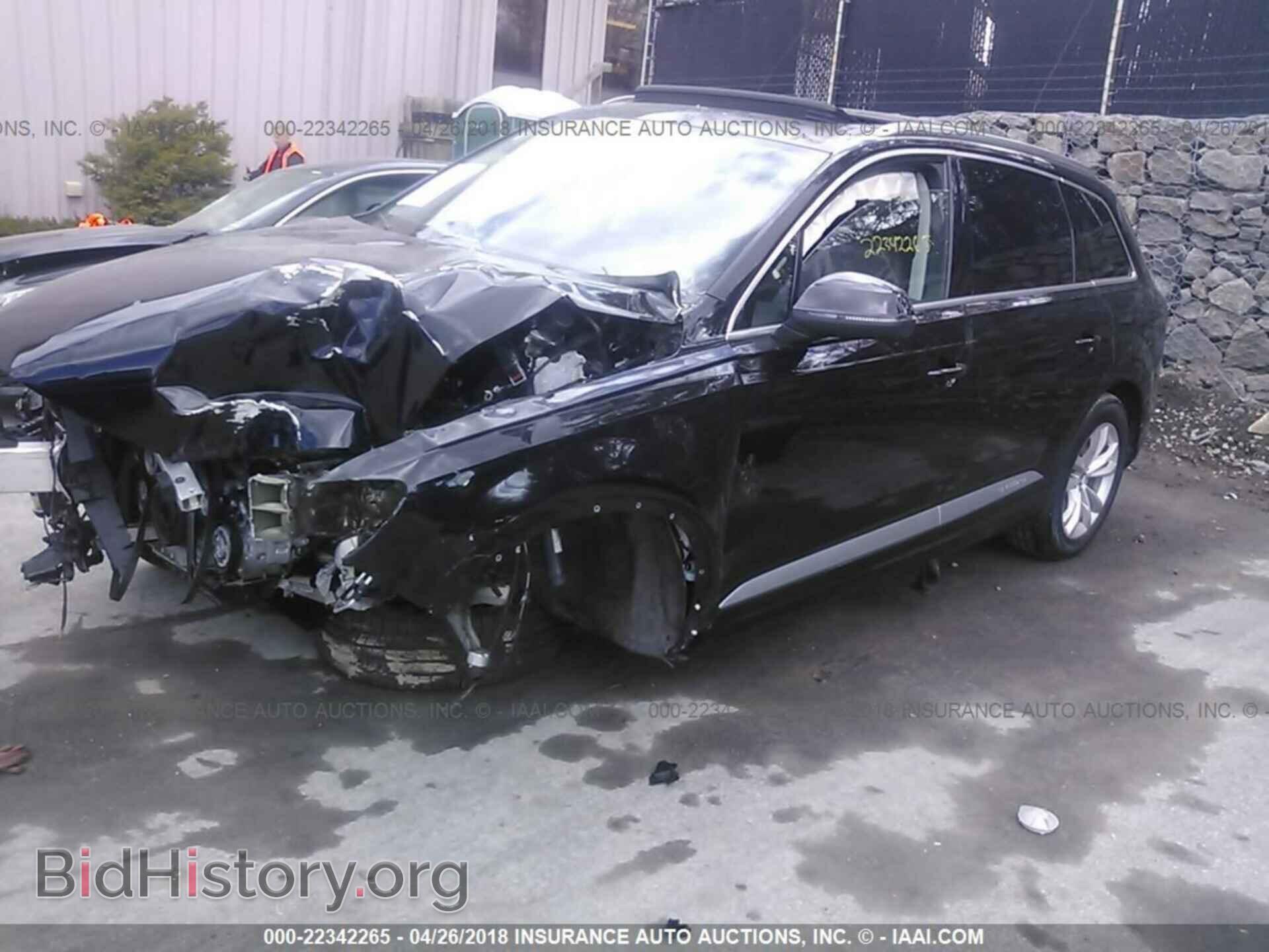 2018 Audi Q7 - VIN: WA1LAAF76JD018656 - Фото 2