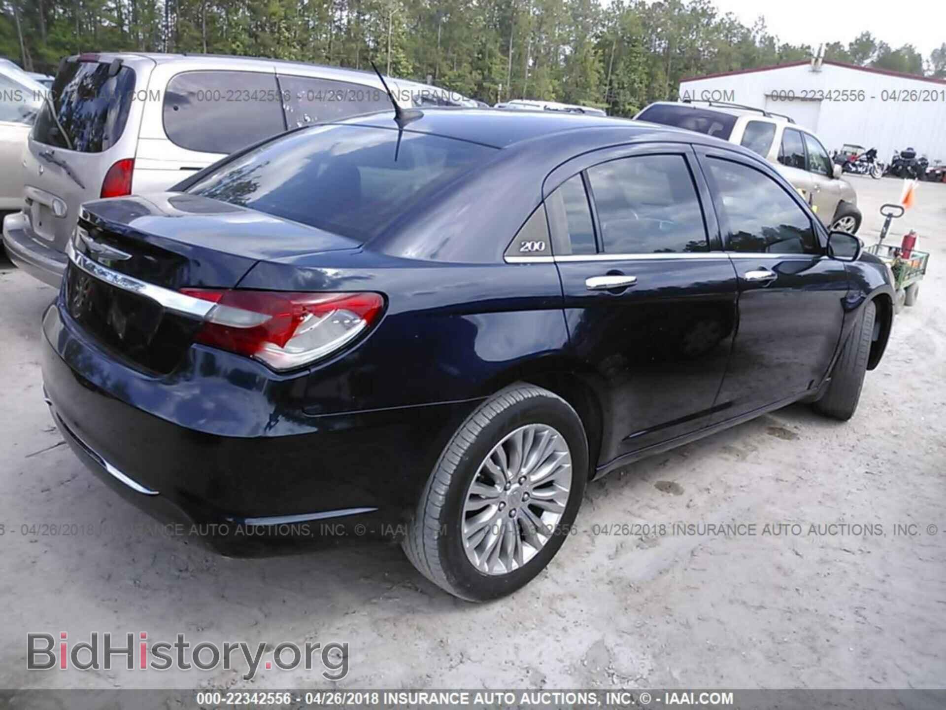 2012 Chrysler 200 - VIN: 1C3CCBCG7CN258228 - Фото 4