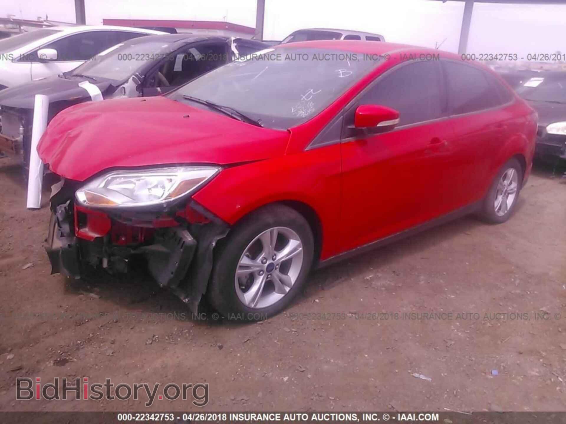 2014 Ford Focus - VIN: 1FADP3F29EL149929 - Фото 2