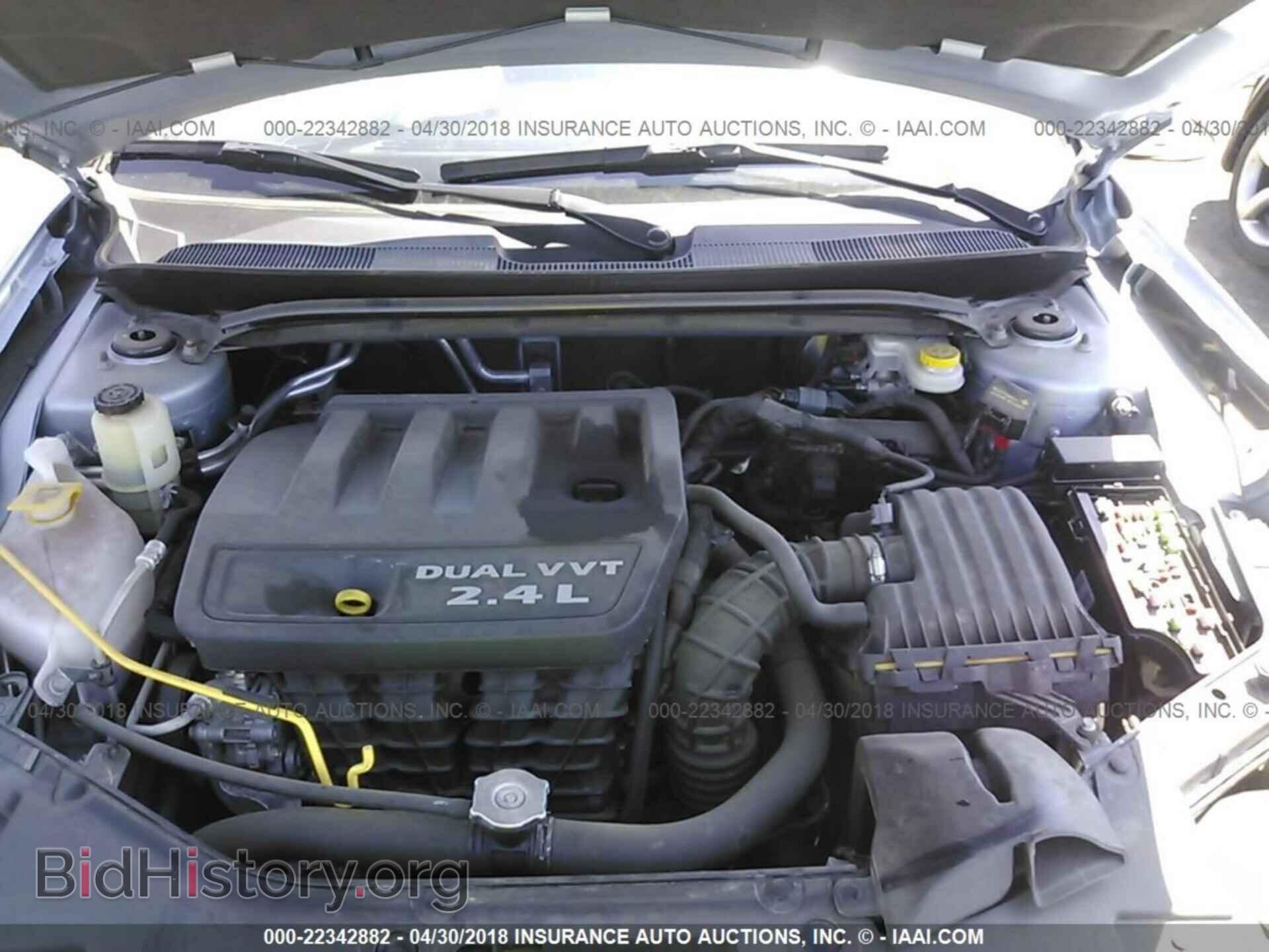 2013 Chrysler 200 - VIN: 1C3CCBBB1DN578006 - Фото 10