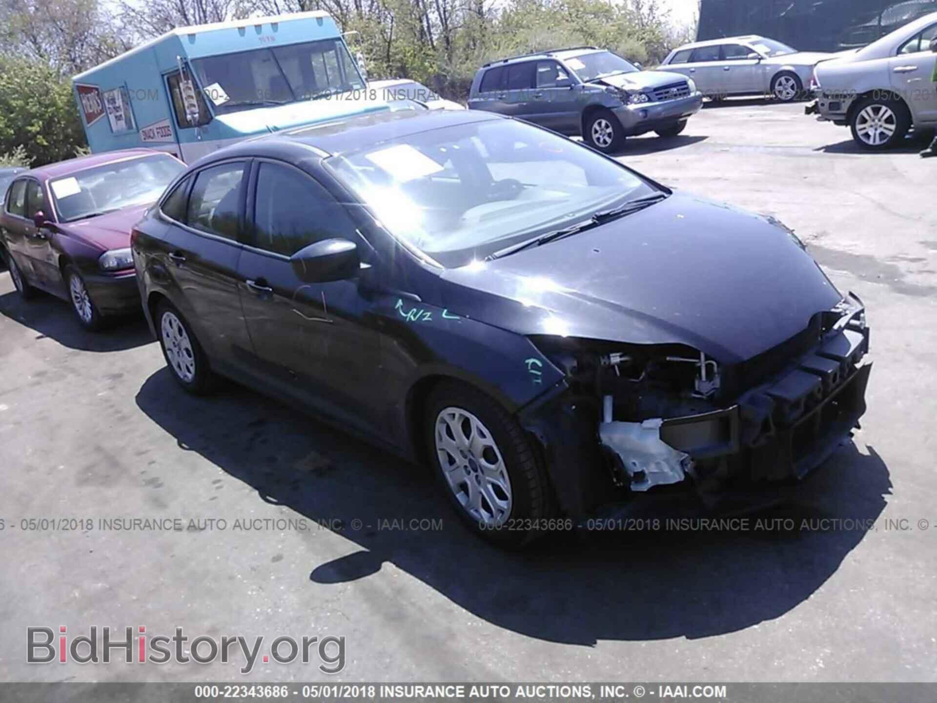 Photo 1FAHP3F26CL138921 - Ford Focus 2012