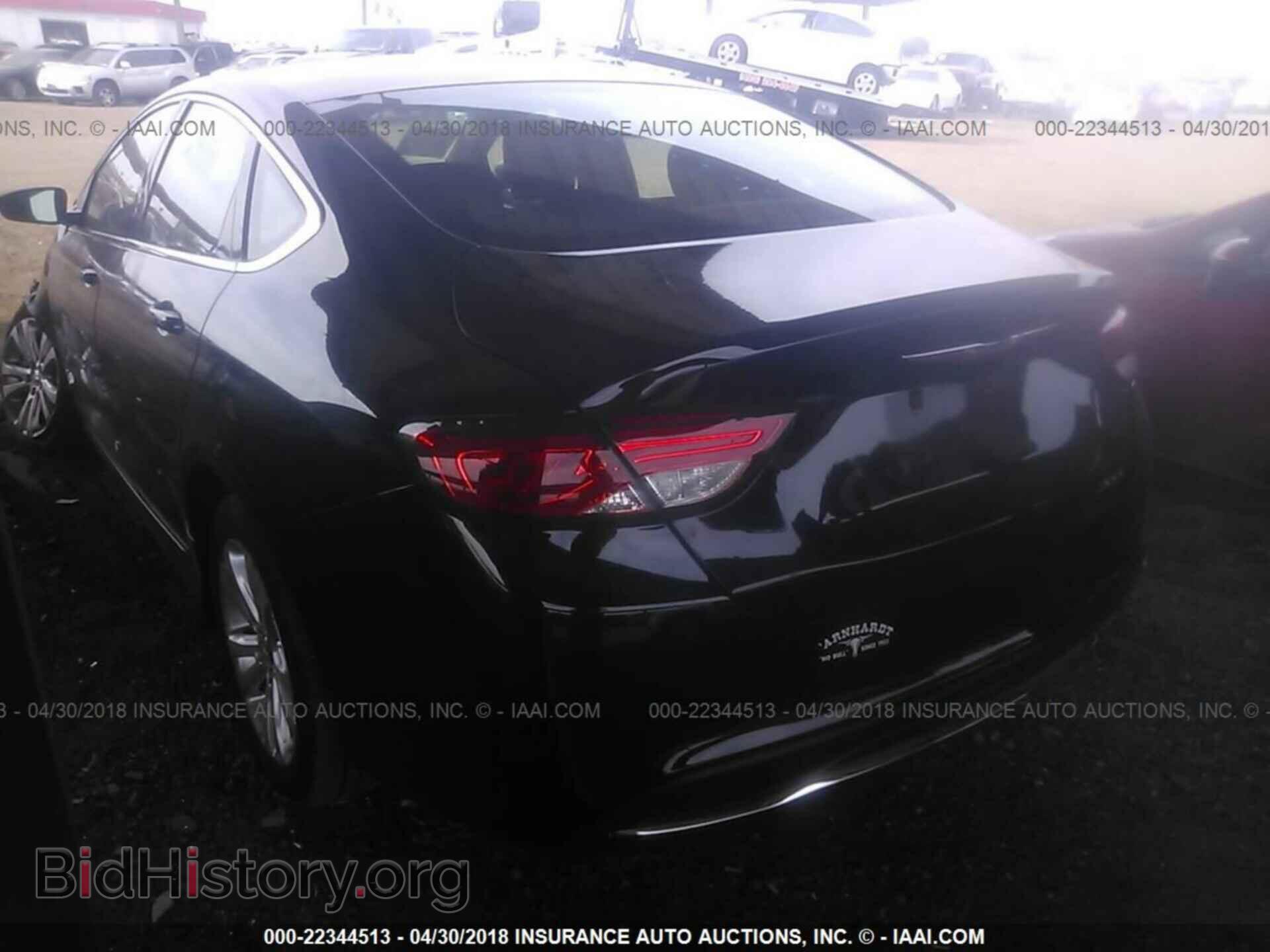 2016 Chrysler 200 - VIN: 1C3CCCAB3GN144116 - Photo 3