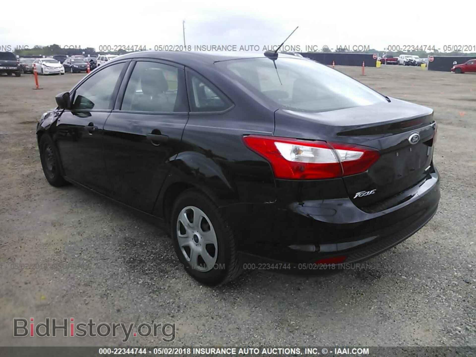 2014 Ford Focus - VIN: 1FADP3E23EL229311 - Фото 3